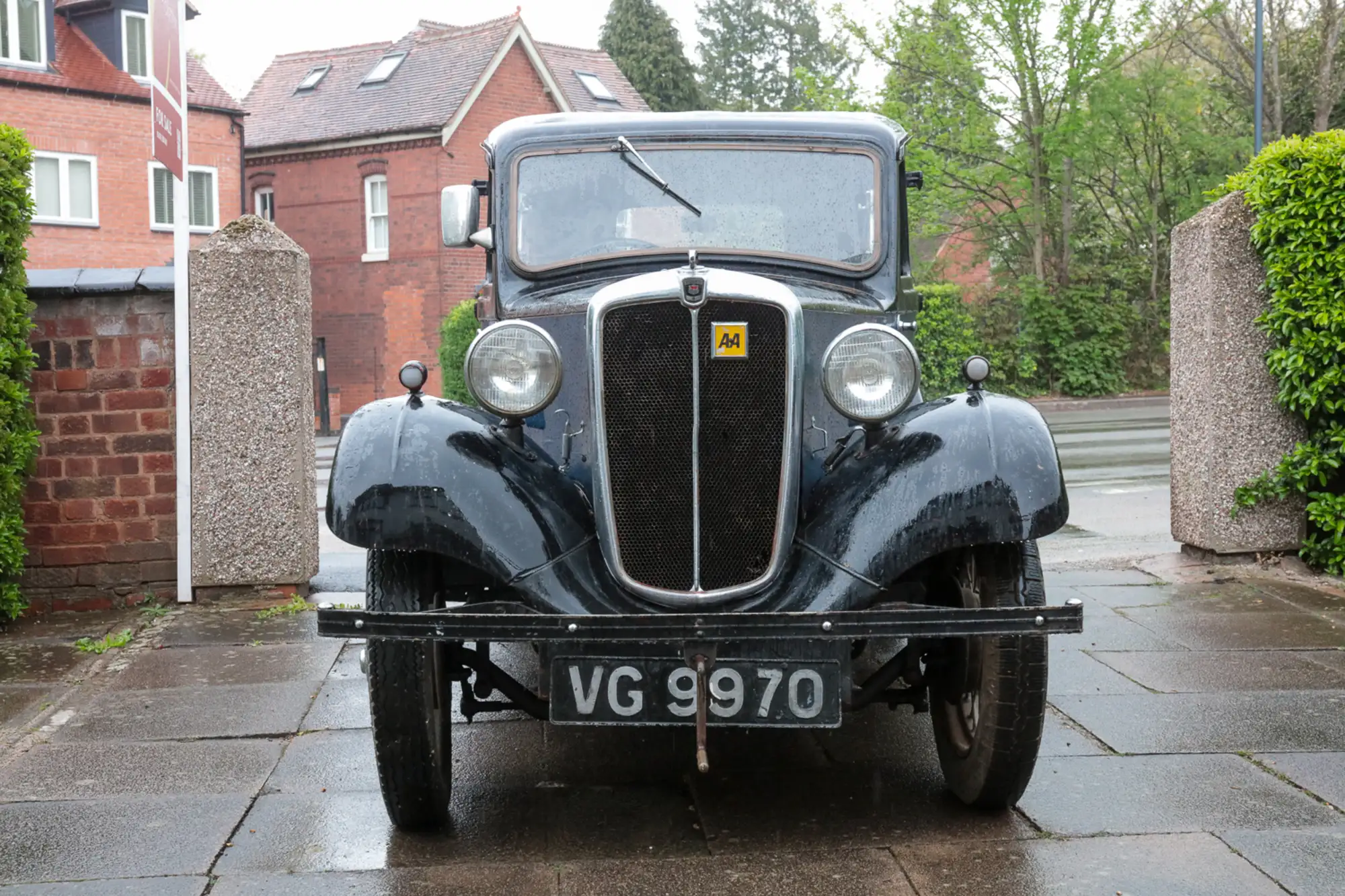 1937 Morris 8 Two-Door Saloon Series I E-Sold
