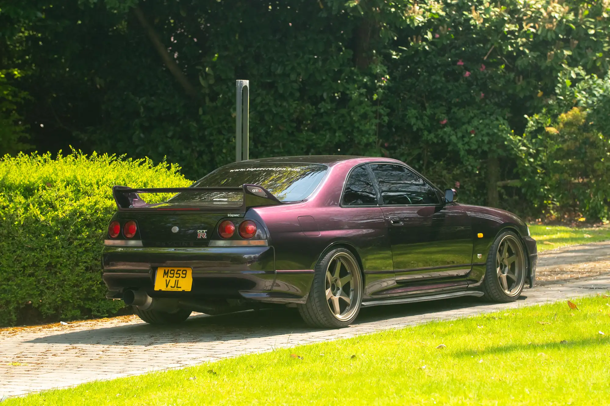 1995 'TOP SECRET' Nissan Skyline GTR V-Spec-Sold