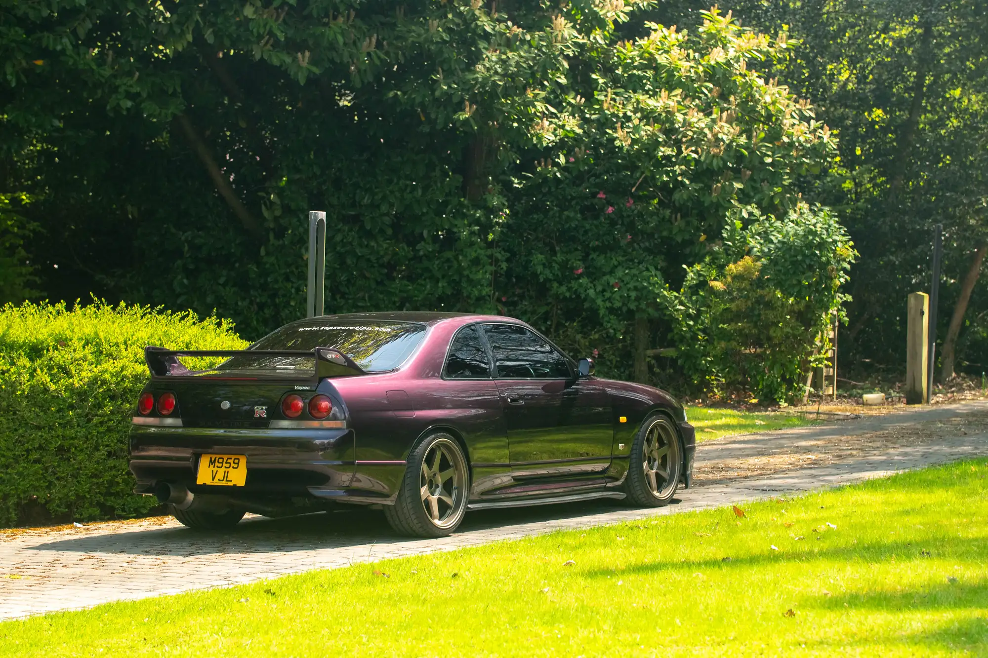 1995 'TOP SECRET' Nissan Skyline GTR V-Spec-Sold