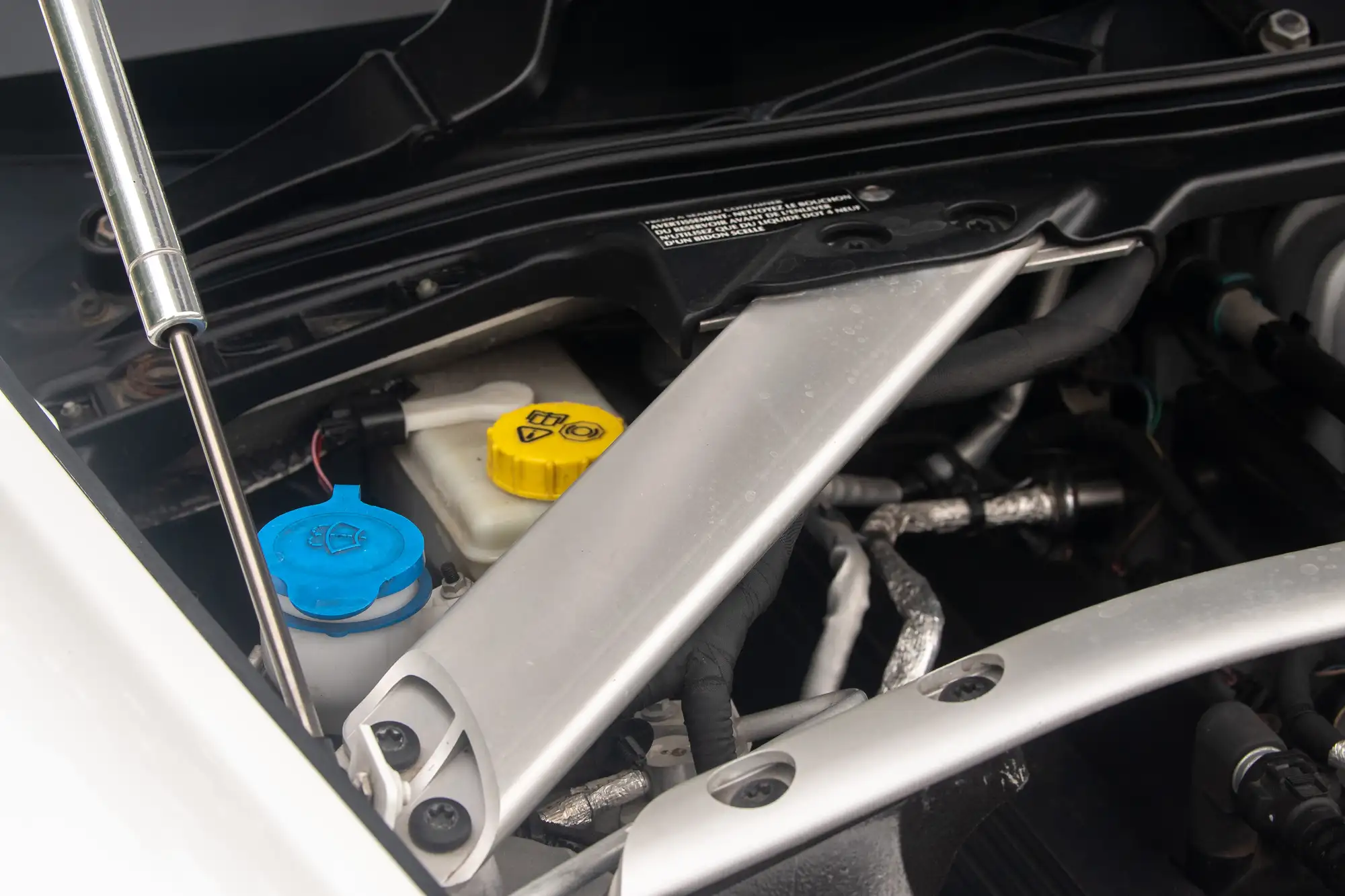 2013 Aston Martin V8 Vantage 4.7 Manual-For Sale