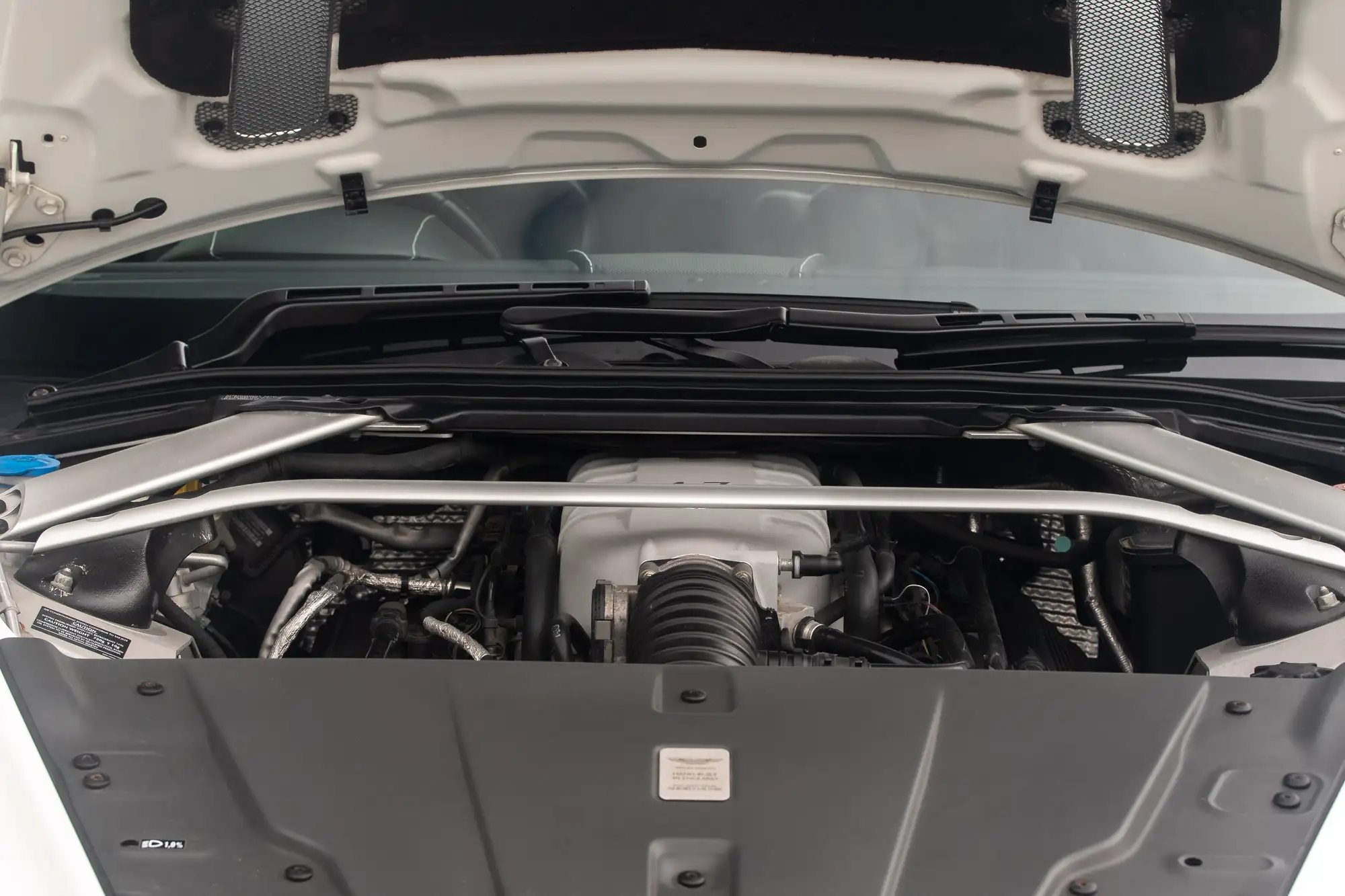 2013 Aston Martin V8 Vantage 4.7 Manual-For Sale