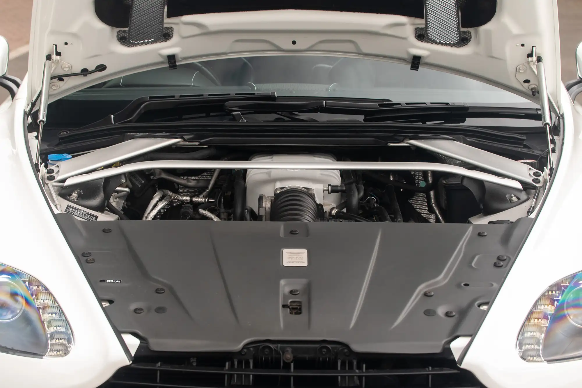2013 Aston Martin V8 Vantage 4.7 Manual-For Sale