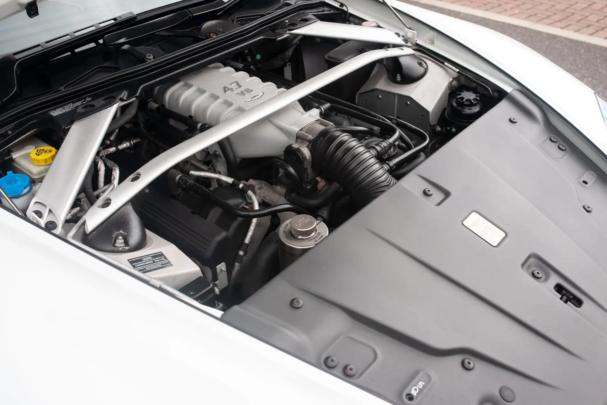 2013 Aston Martin V8 Vantage 4.7 Manual-For Sale