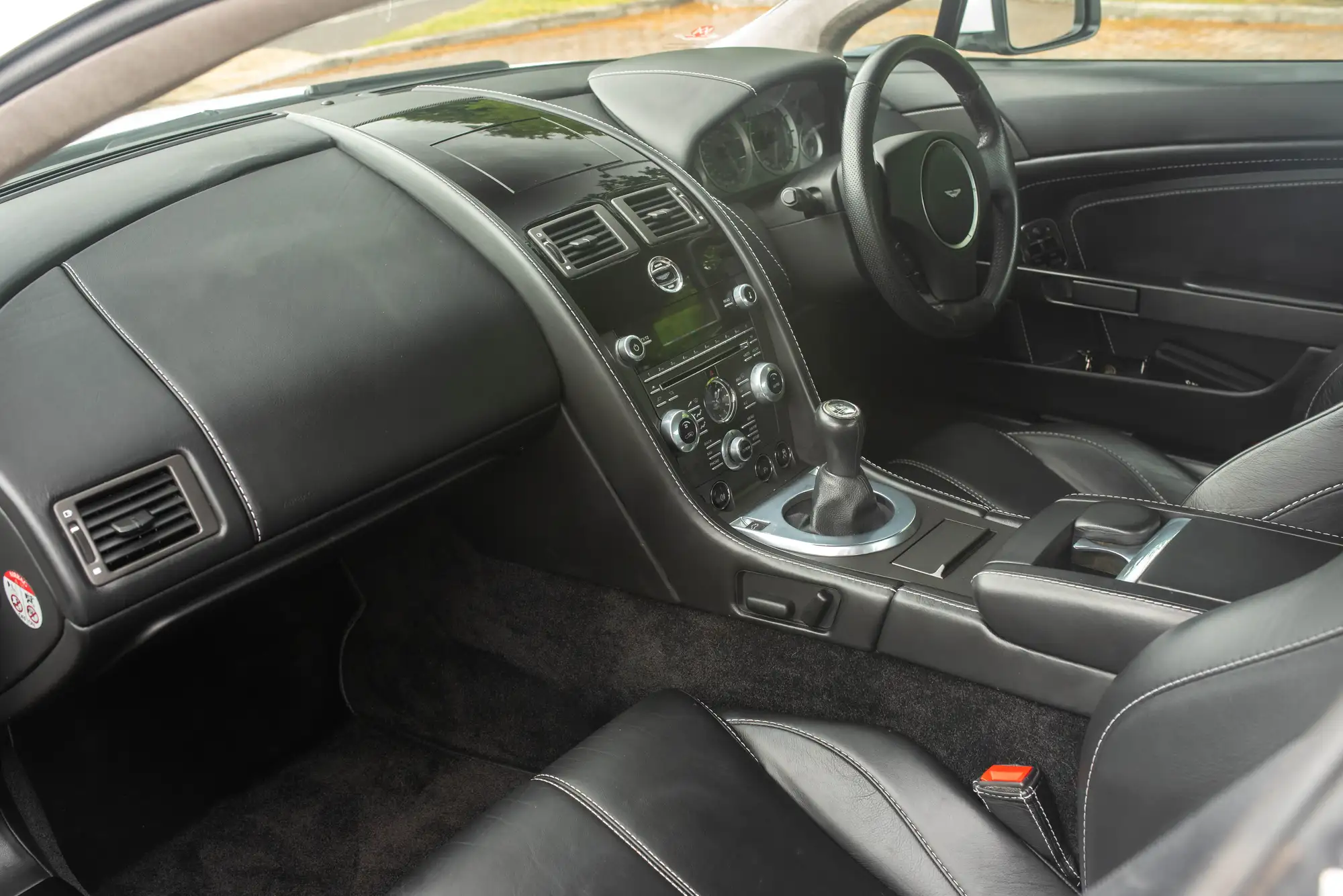 2013 Aston Martin V8 Vantage 4.7 Manual-For Sale