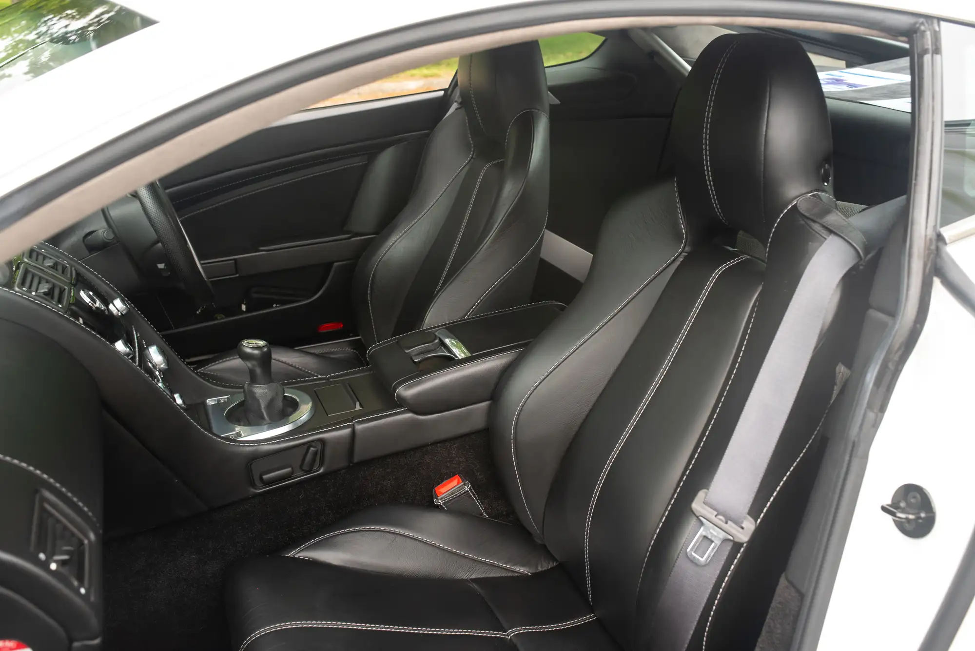 2013 Aston Martin V8 Vantage 4.7 Manual-For Sale