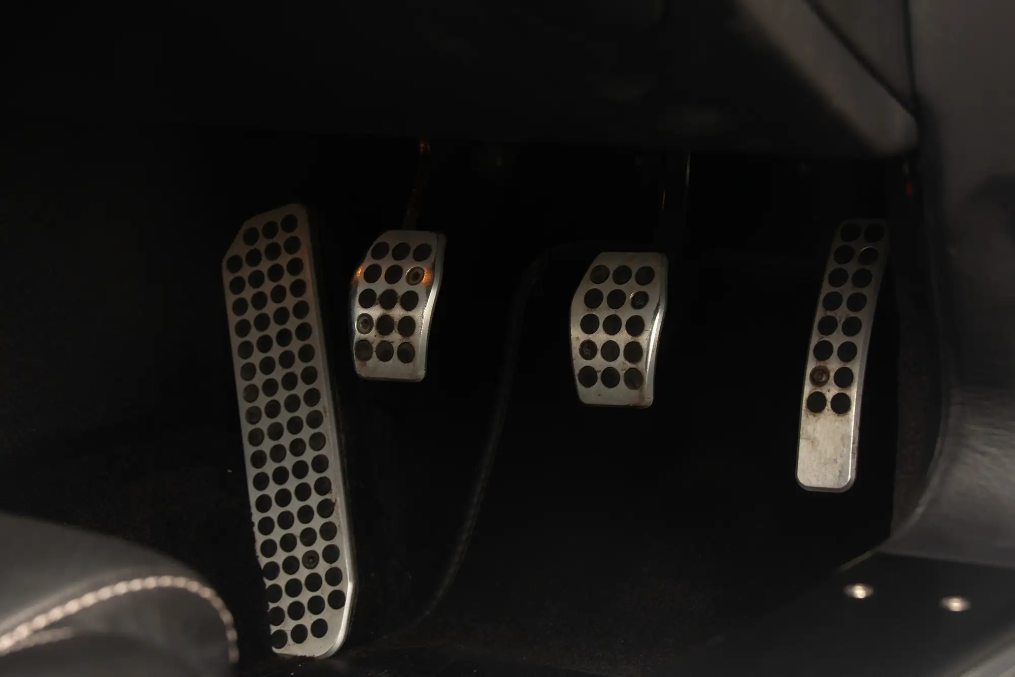 2013 Aston Martin V8 Vantage 4.7 Manual-For Sale
