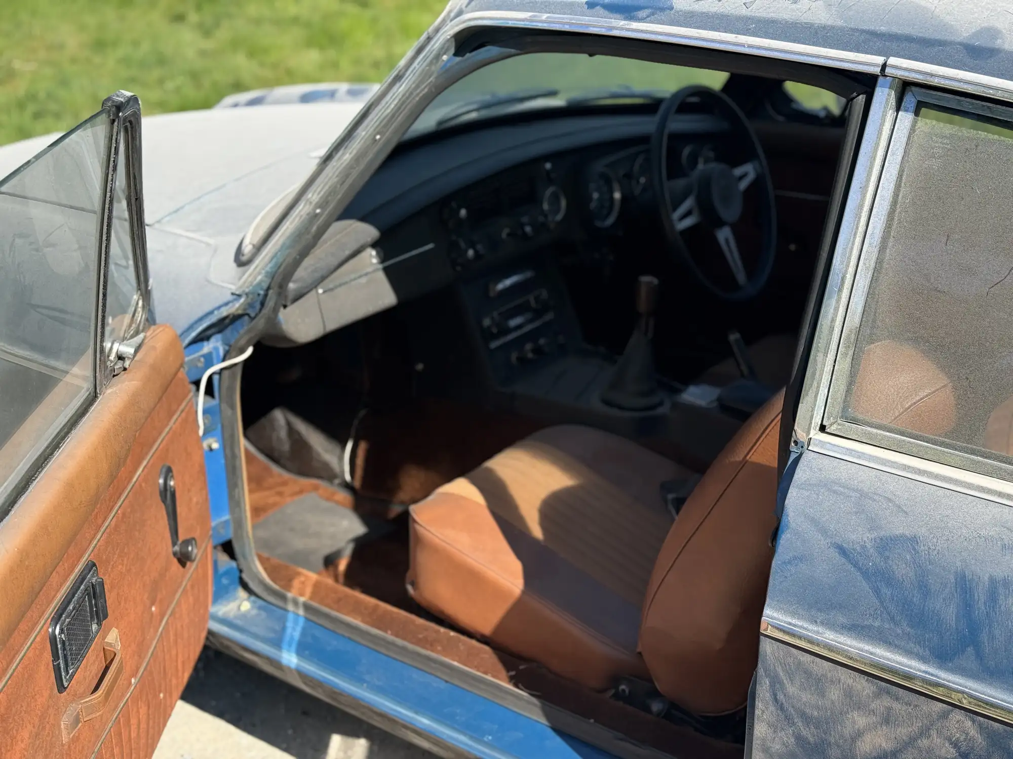 1972 MG B GT-Sold