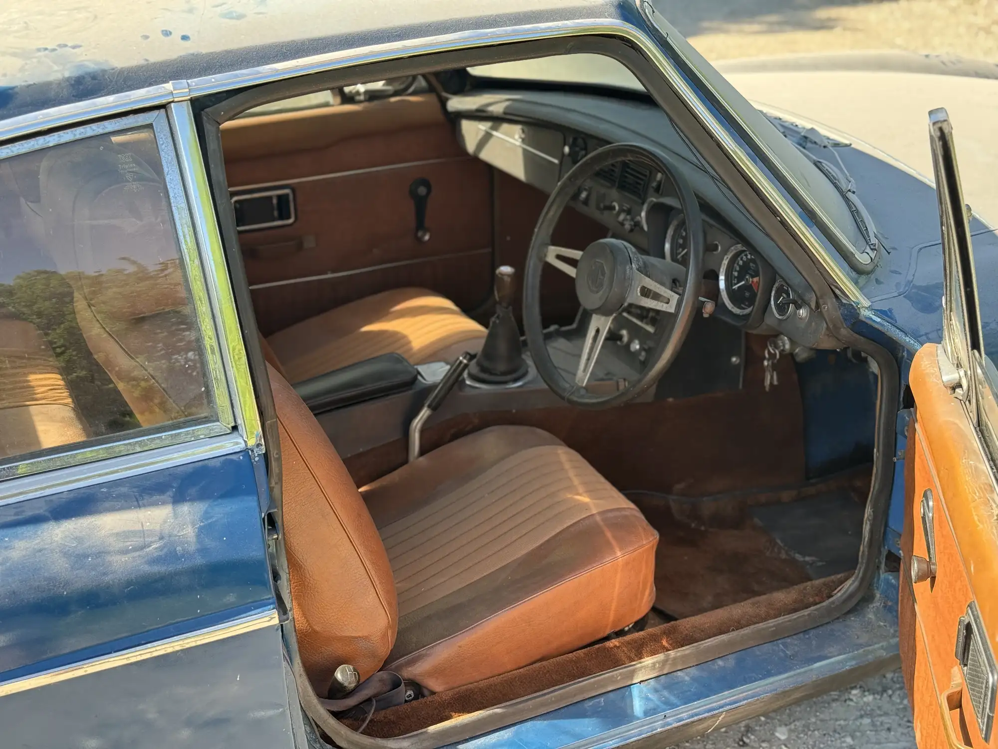 1972 MG B GT-Sold