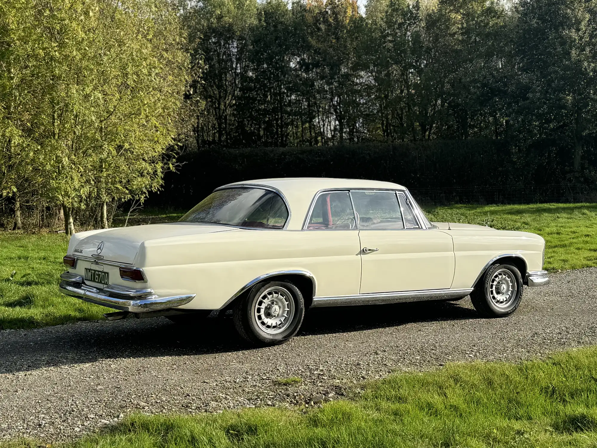 1963 Mercedes-Benz 220SE W111-For Sale