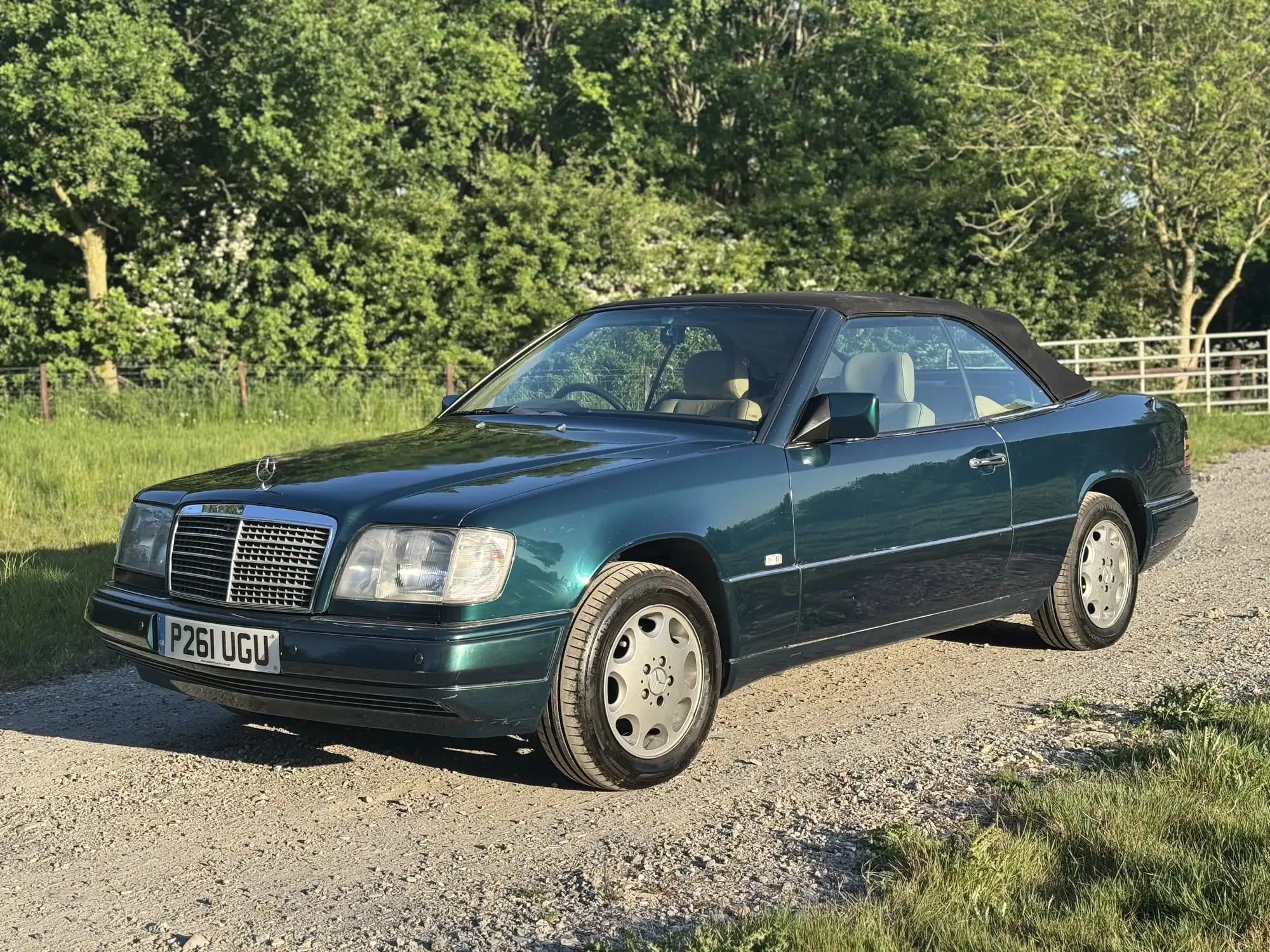 1997 Mercedes-Benz E220 Cabriolet (W124)-Sold