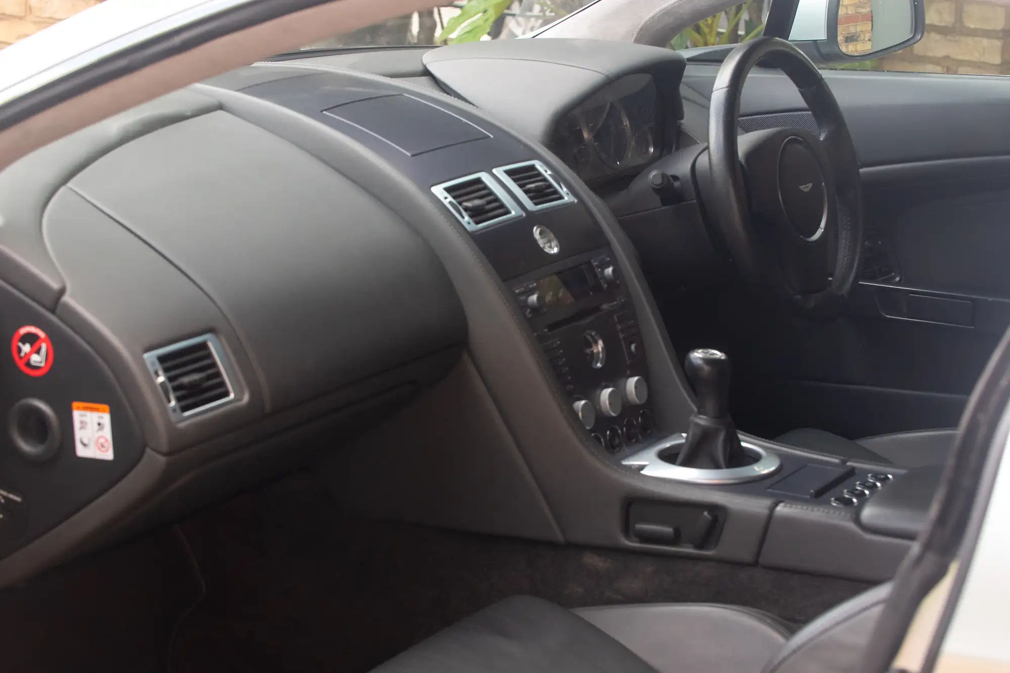 2006 Aston Martin V8 Vantage é-Sold