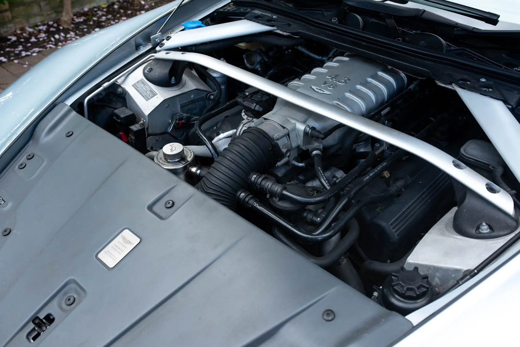 2006 Aston Martin V8 Vantage é-Sold