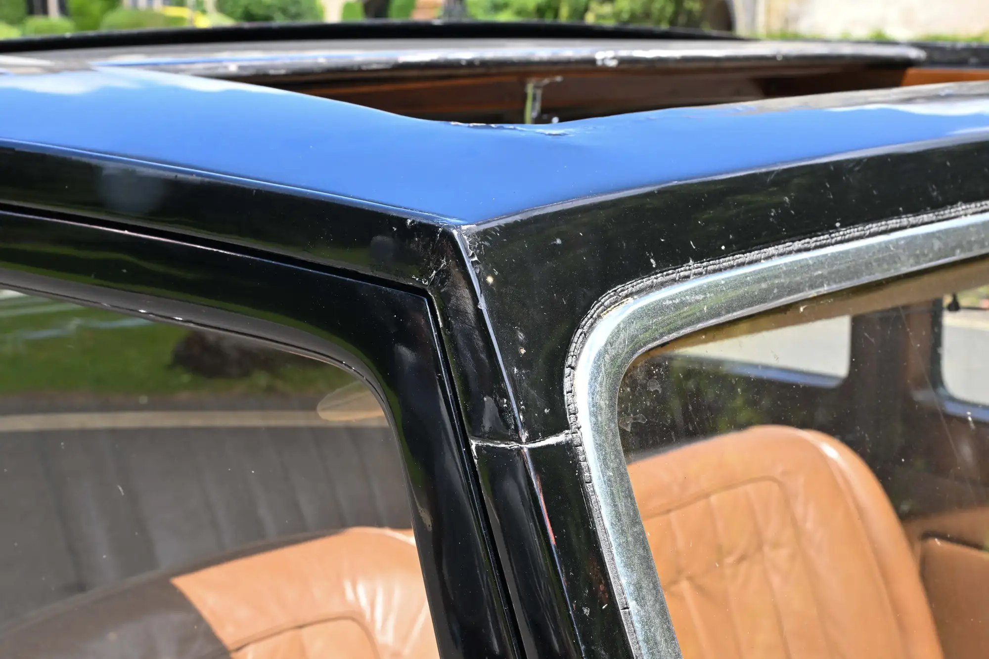 1938 Bentley 4 1/4 Litre Park Ward Pillarless Saloon-Sold