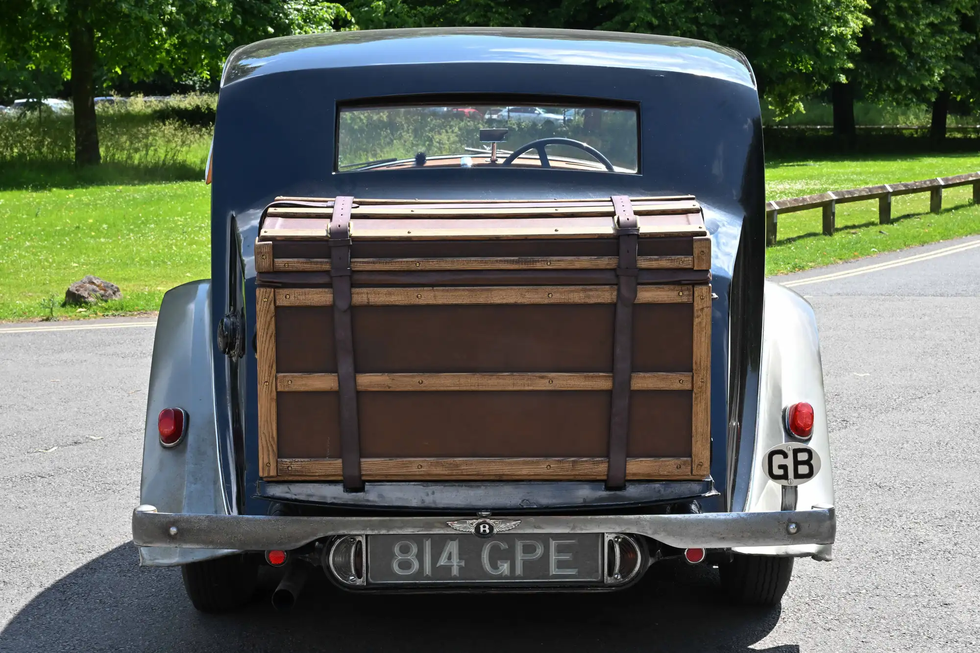 1938 Bentley 4 1/4 Litre Park Ward Pillarless Saloon-Sold