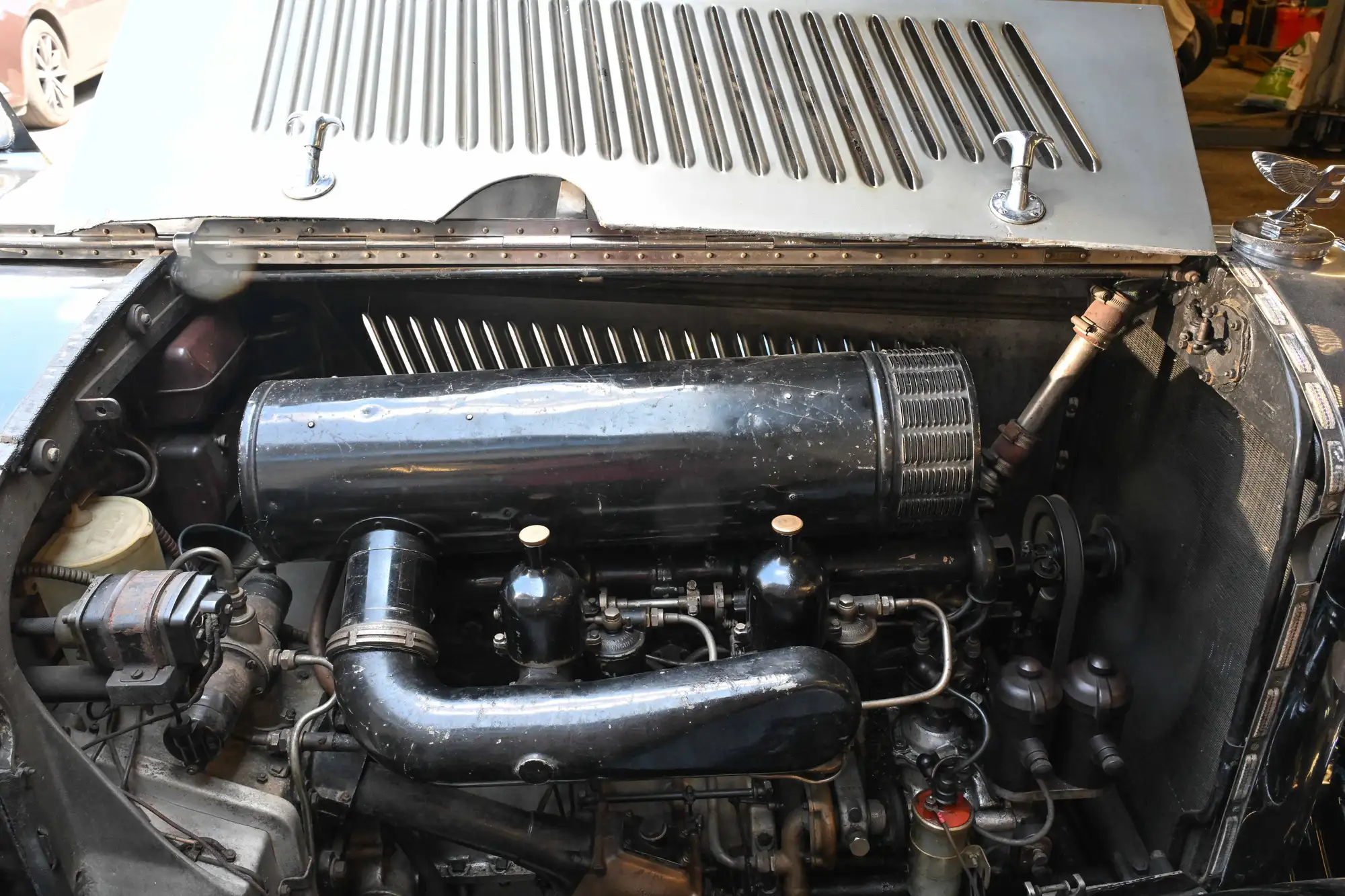 1938 Bentley 4 1/4 Litre Park Ward Pillarless Saloon-Sold