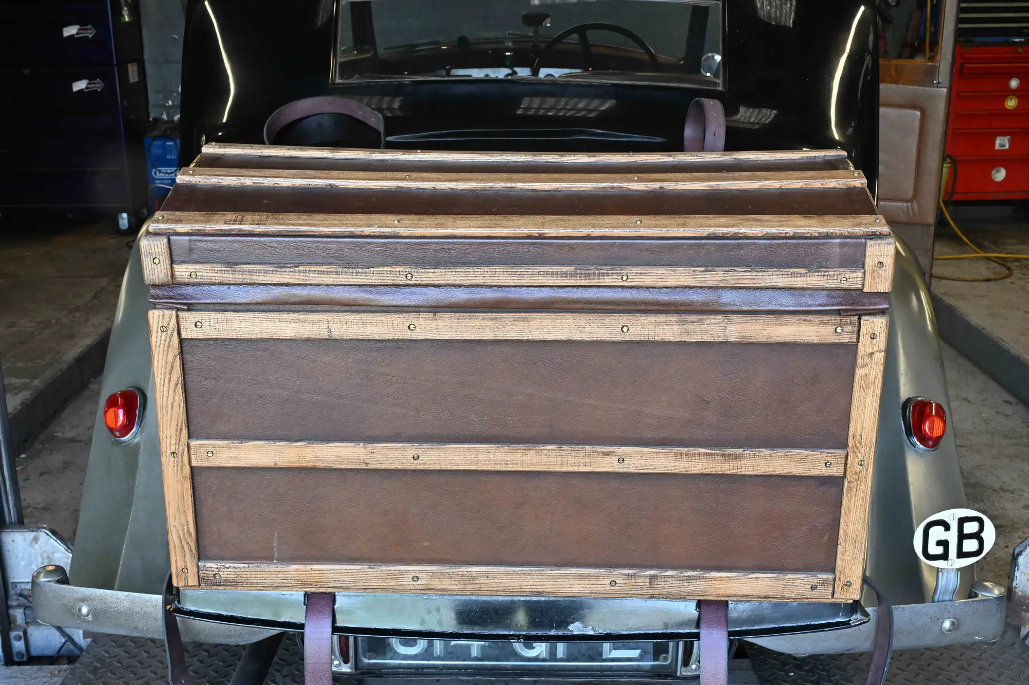 1938 Bentley 4 1/4 Litre Park Ward Pillarless Saloon-Sold