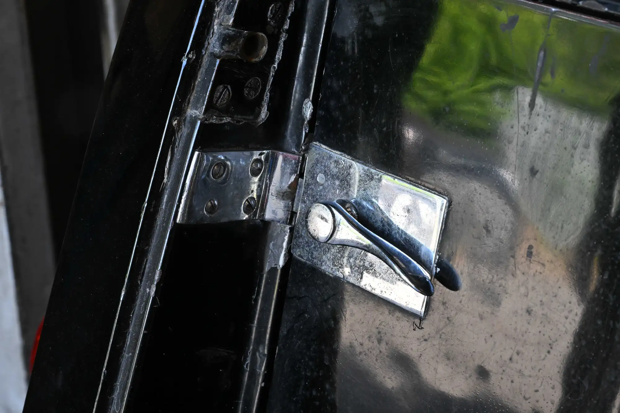 1938 Bentley 4 1/4 Litre Park Ward Pillarless Saloon-Sold