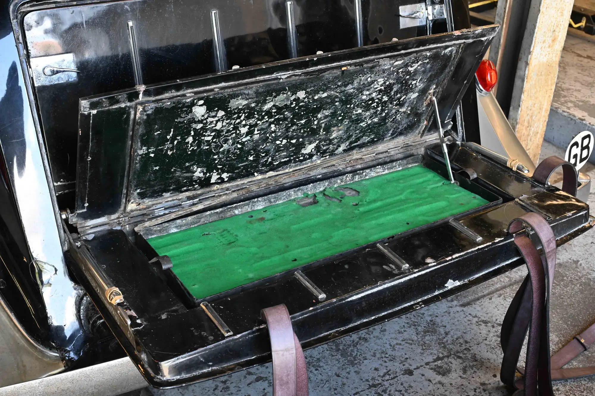 1938 Bentley 4 1/4 Litre Park Ward Pillarless Saloon-Sold