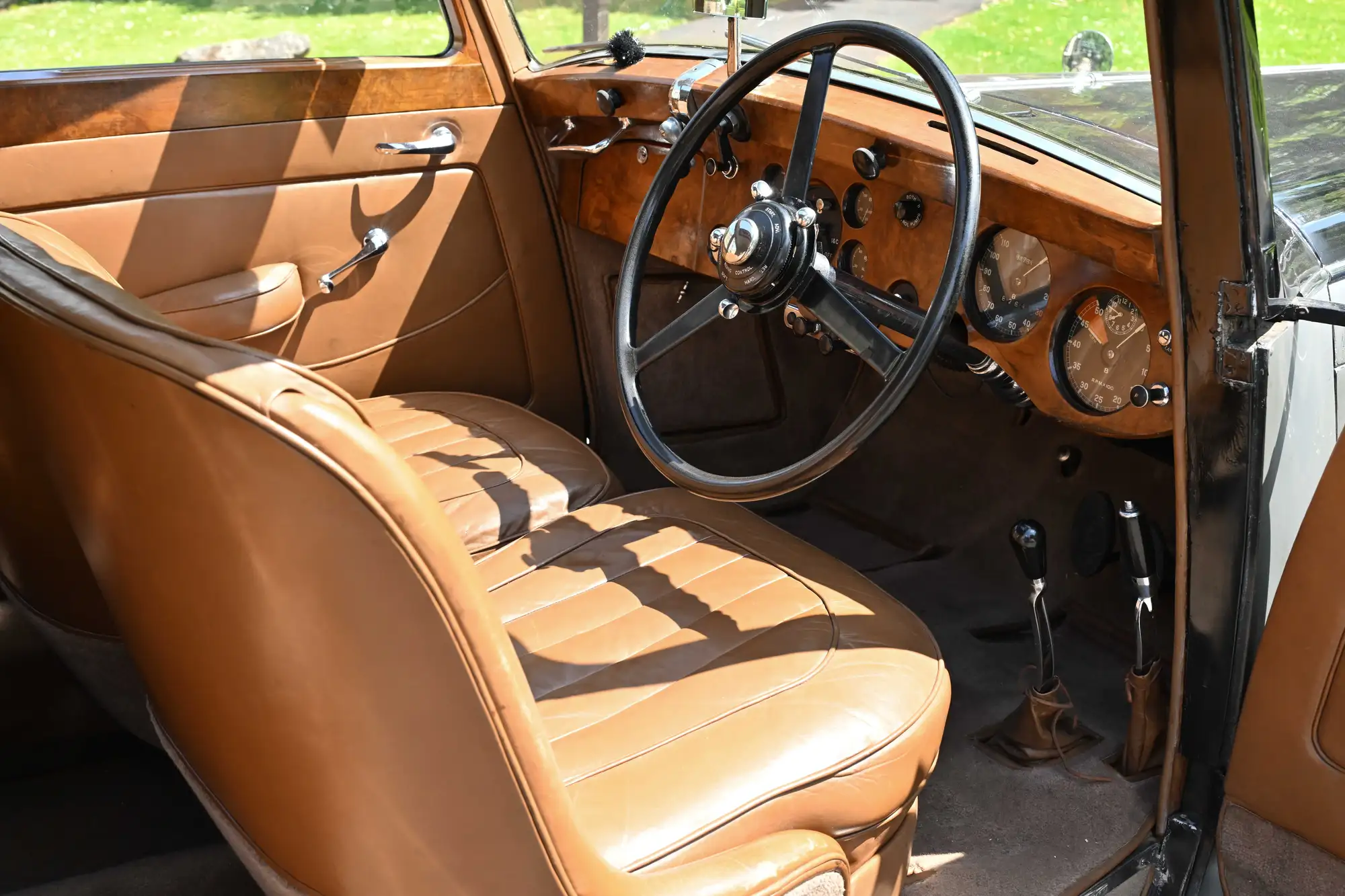 1938 Bentley 4 1/4 Litre Park Ward Pillarless Saloon-Sold