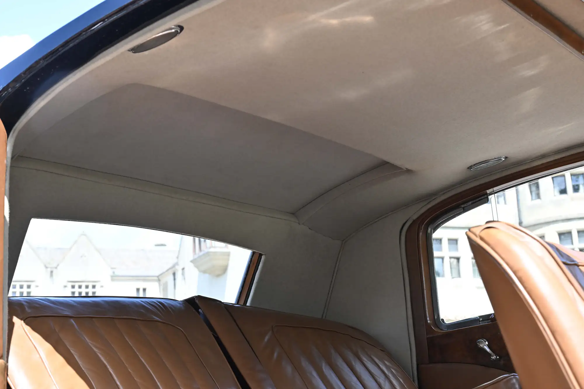 1938 Bentley 4 1/4 Litre Park Ward Pillarless Saloon-Sold