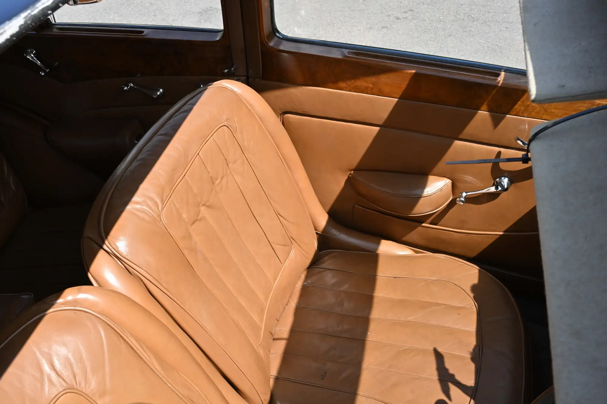 1938 Bentley 4 1/4 Litre Park Ward Pillarless Saloon-Sold