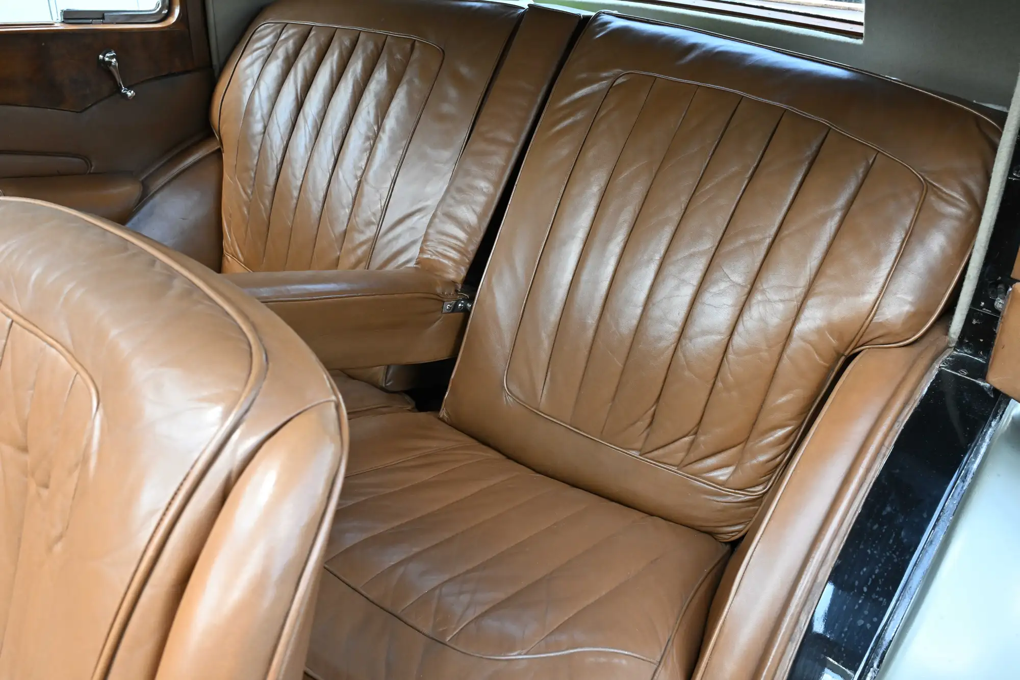 1938 Bentley 4 1/4 Litre Park Ward Pillarless Saloon-Sold