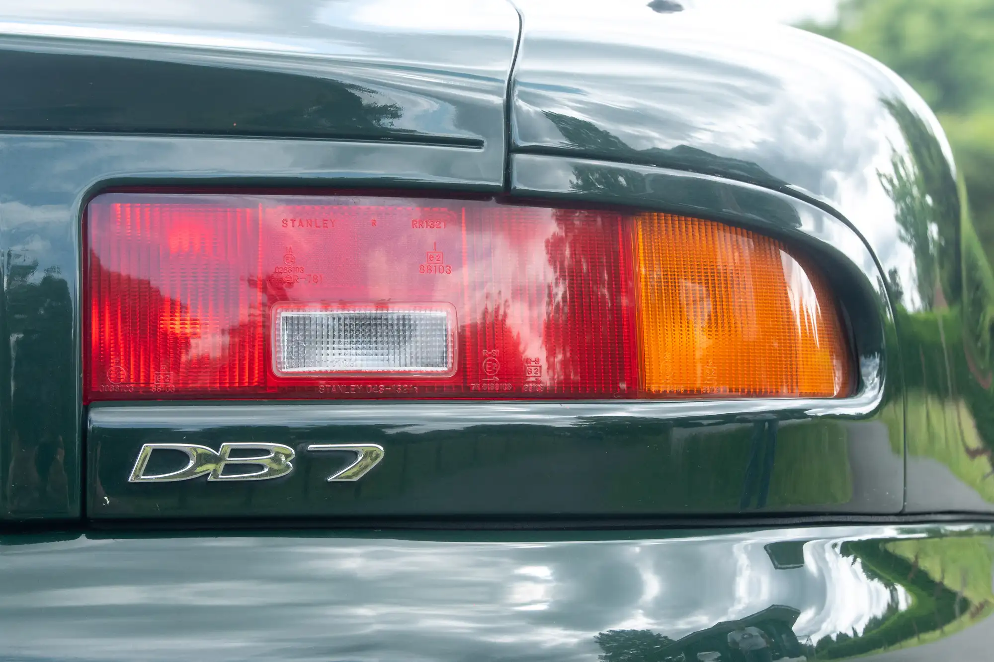 1995 Aston Martin DB7 - Manual-Sold
