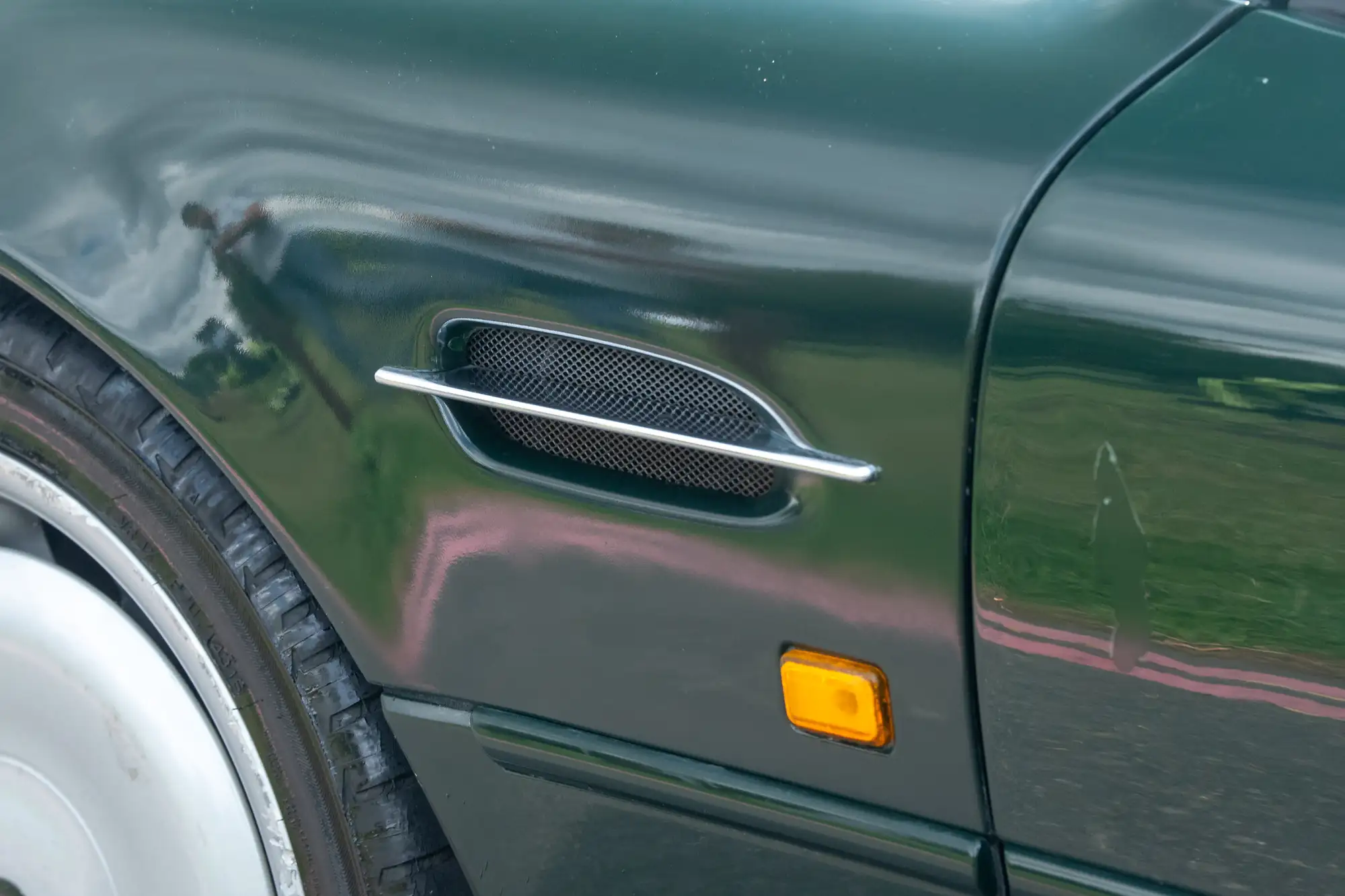 1995 Aston Martin DB7 - Manual-Sold
