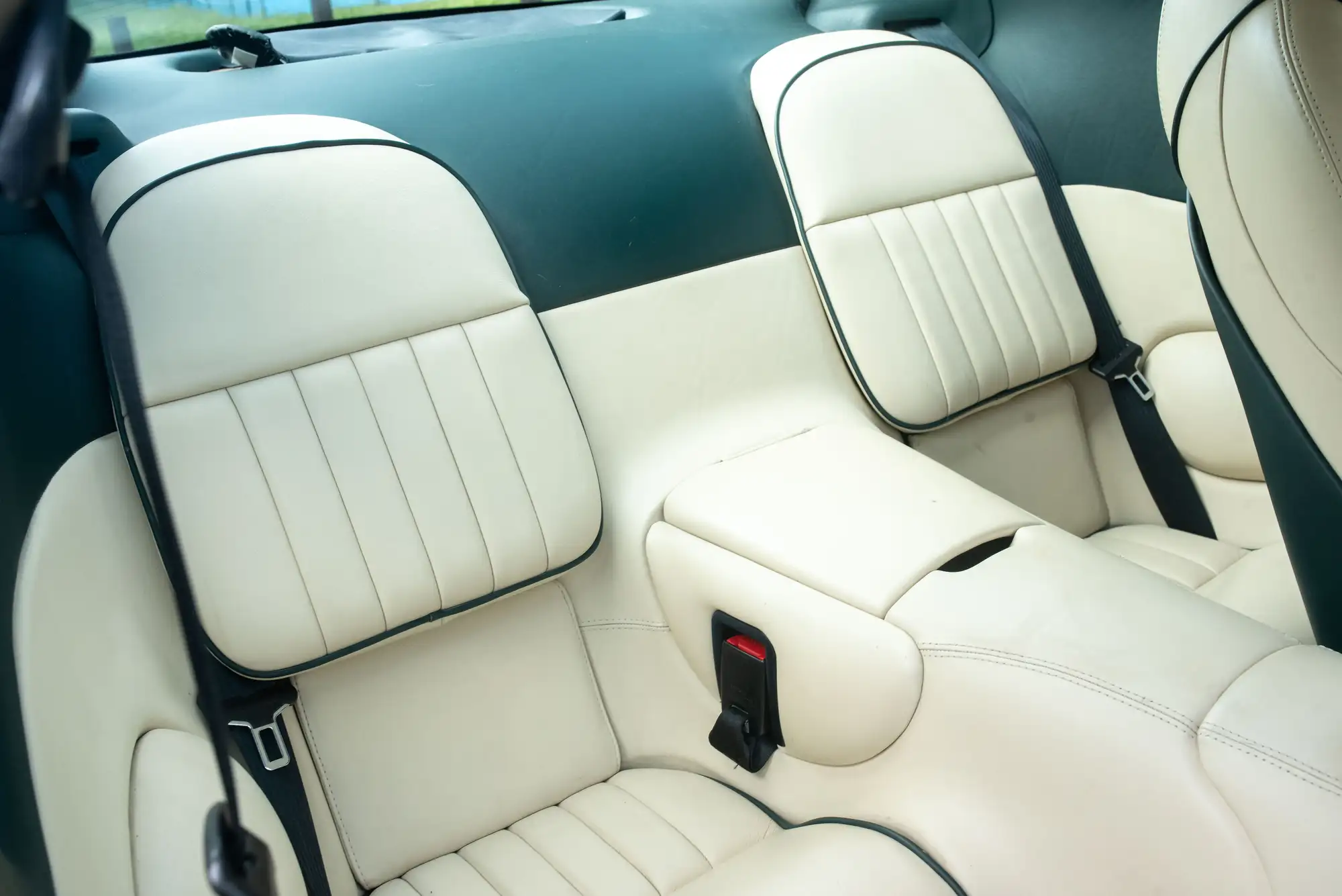 1995 Aston Martin DB7 - Manual-Sold