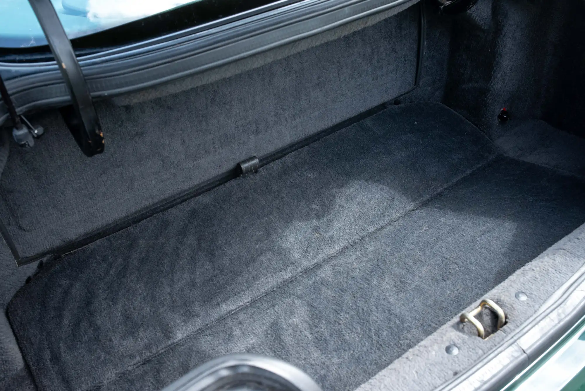 1995 Aston Martin DB7 - Manual-Sold