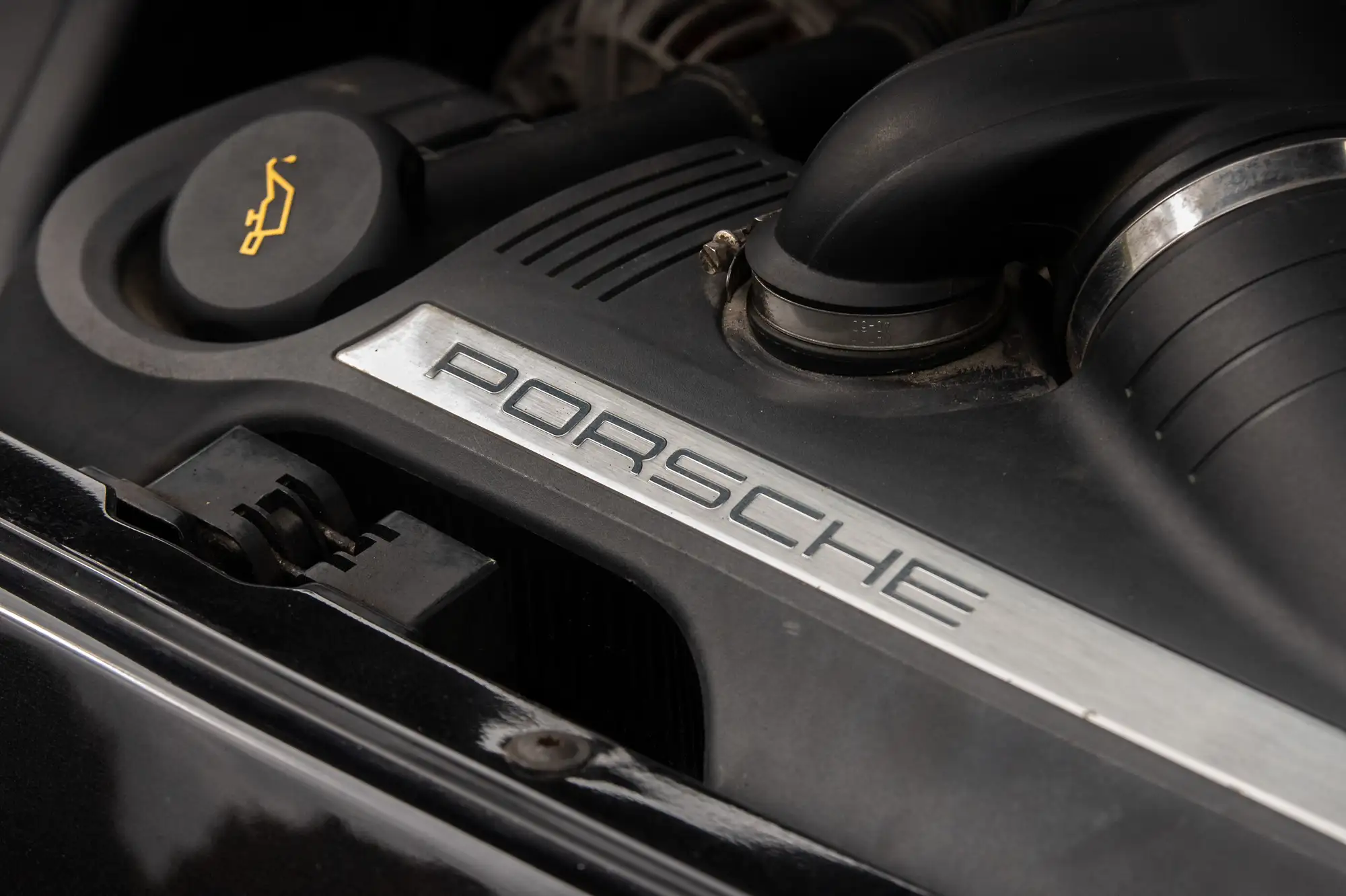 2004 Porsche 911 (997.1) Carrera 2-Sold