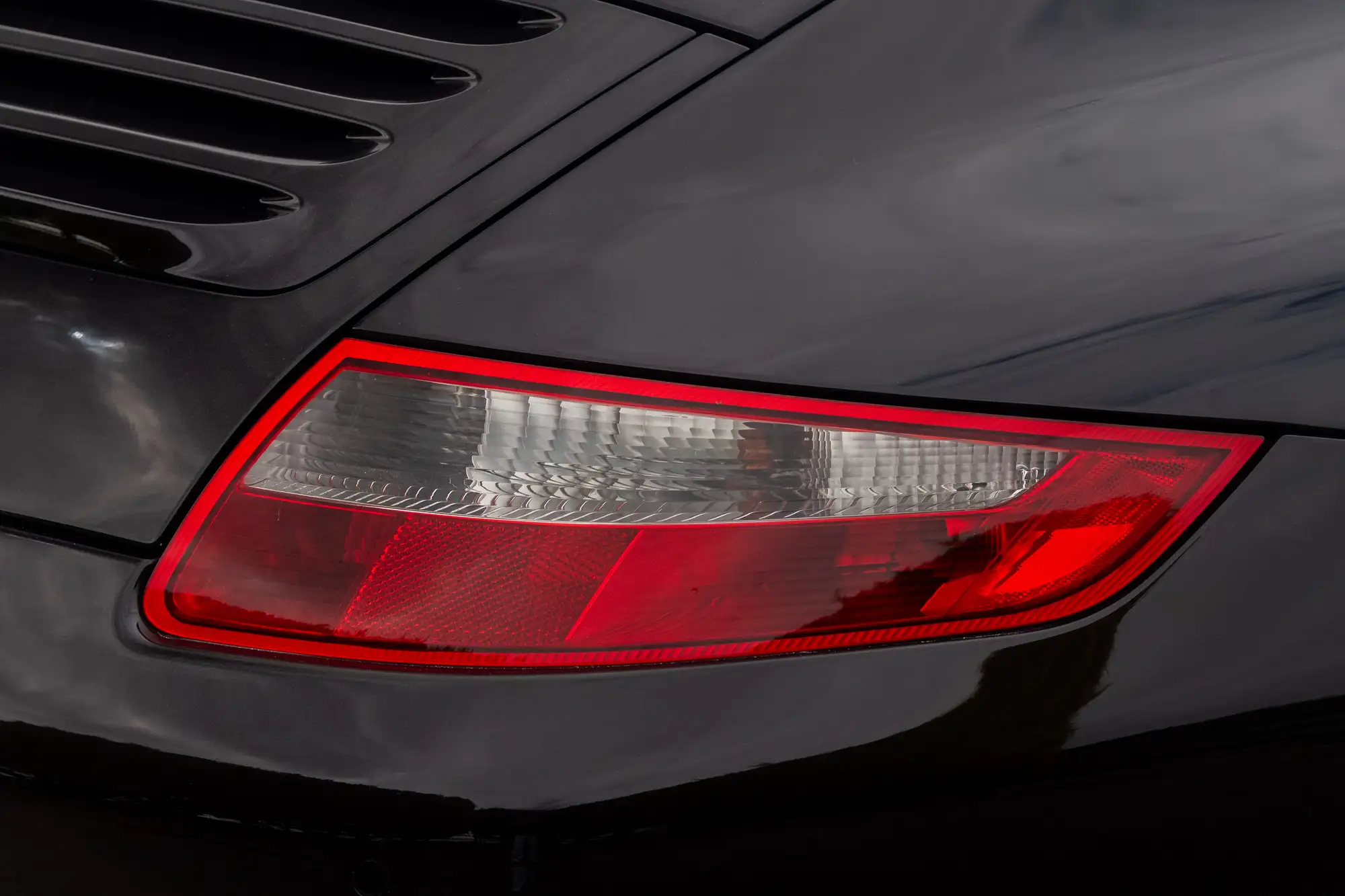 2004 Porsche 911 (997.1) Carrera 2-Sold
