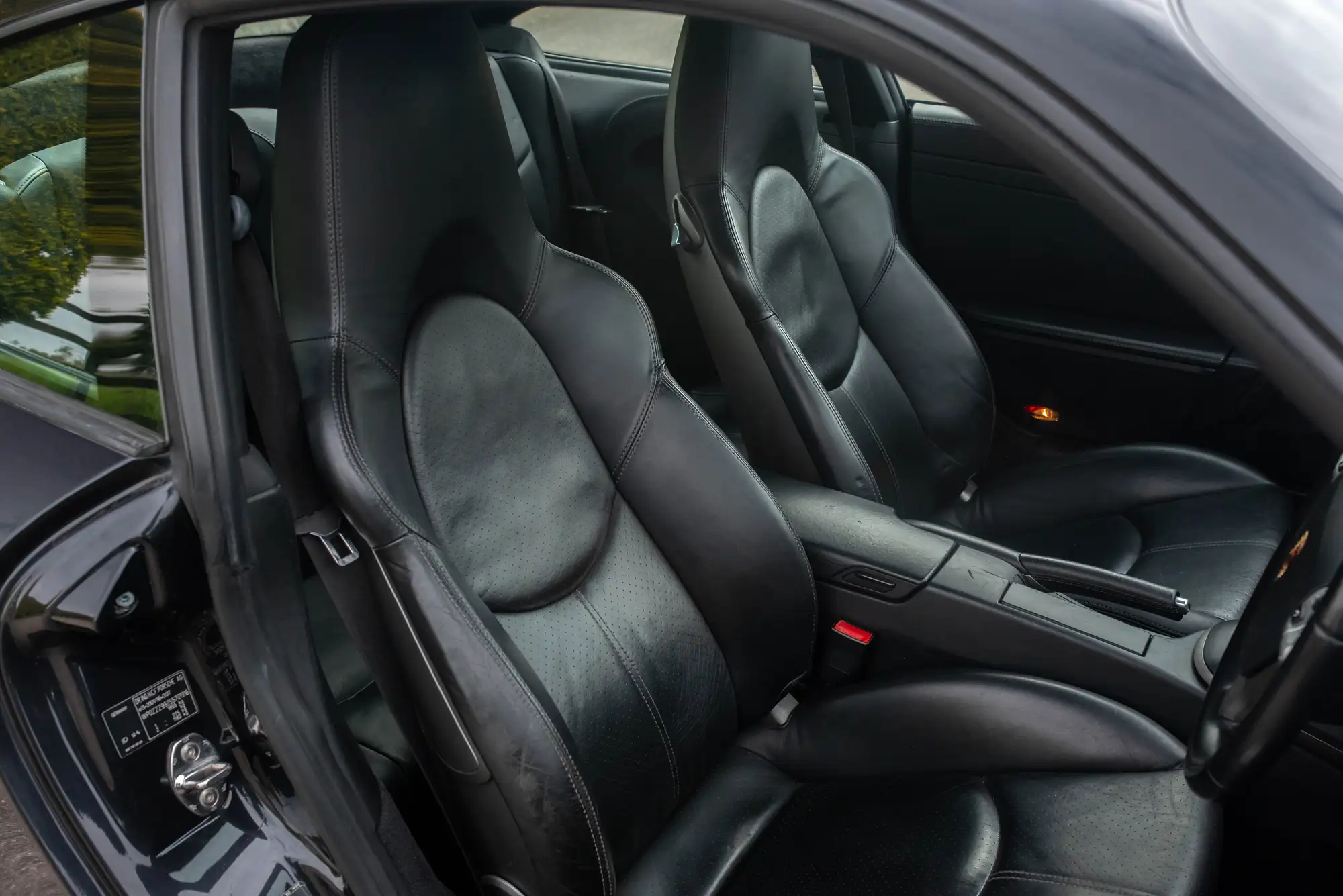 2004 Porsche 911 (997.1) Carrera 2-Sold