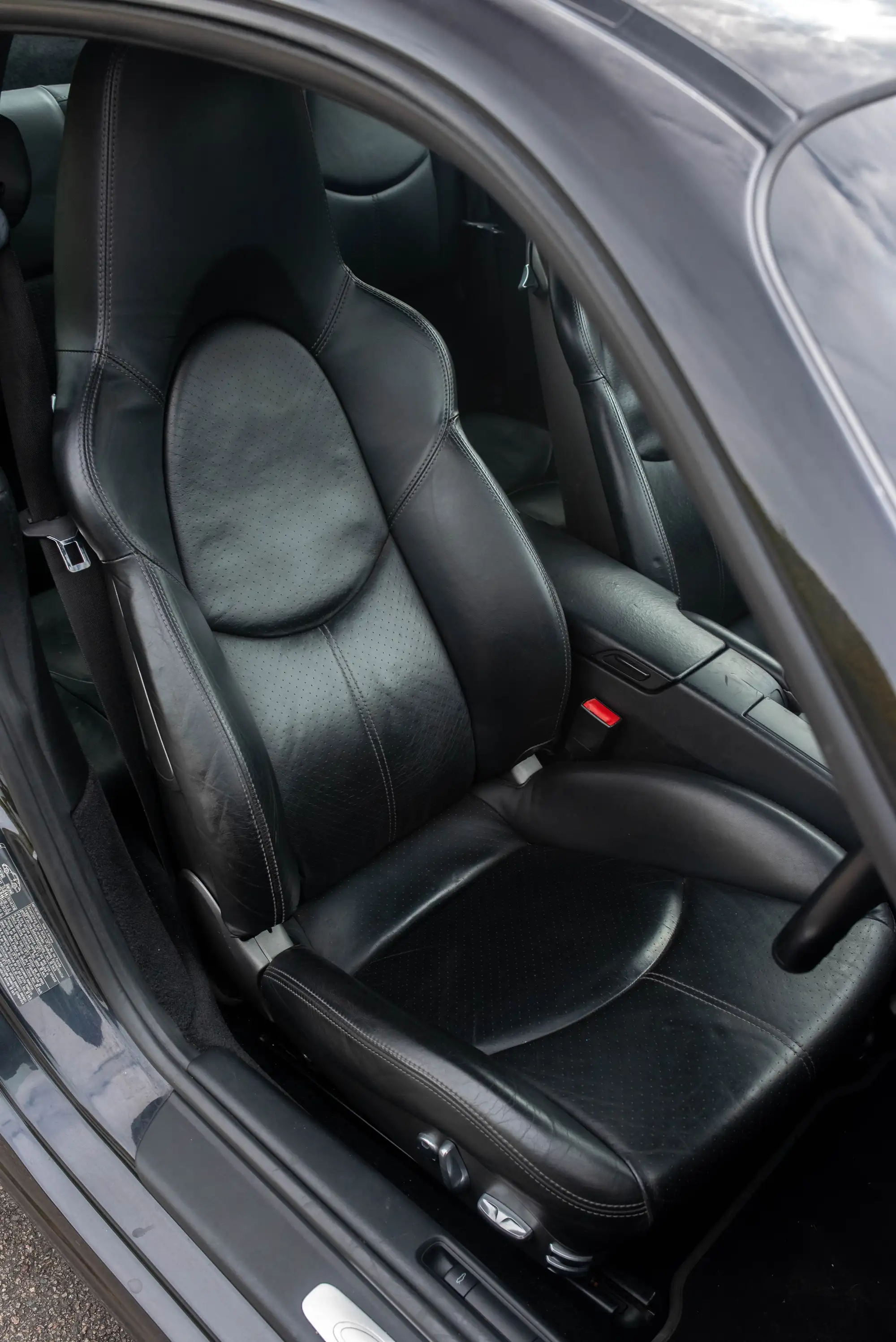 2004 Porsche 911 (997.1) Carrera 2-Sold
