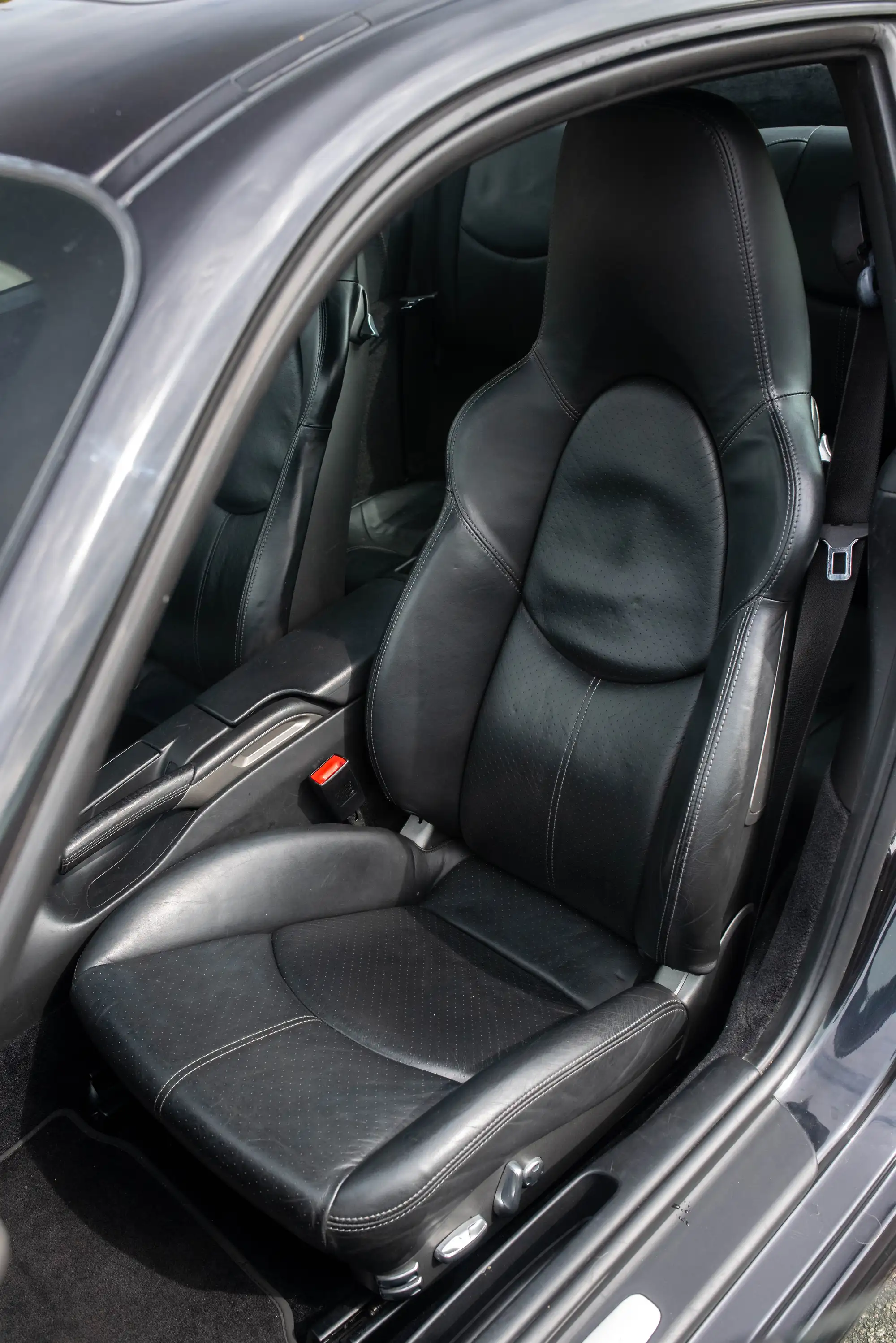 2004 Porsche 911 (997.1) Carrera 2-Sold