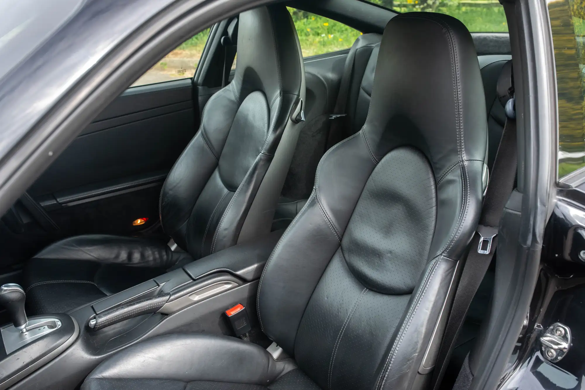 2004 Porsche 911 (997.1) Carrera 2-Sold