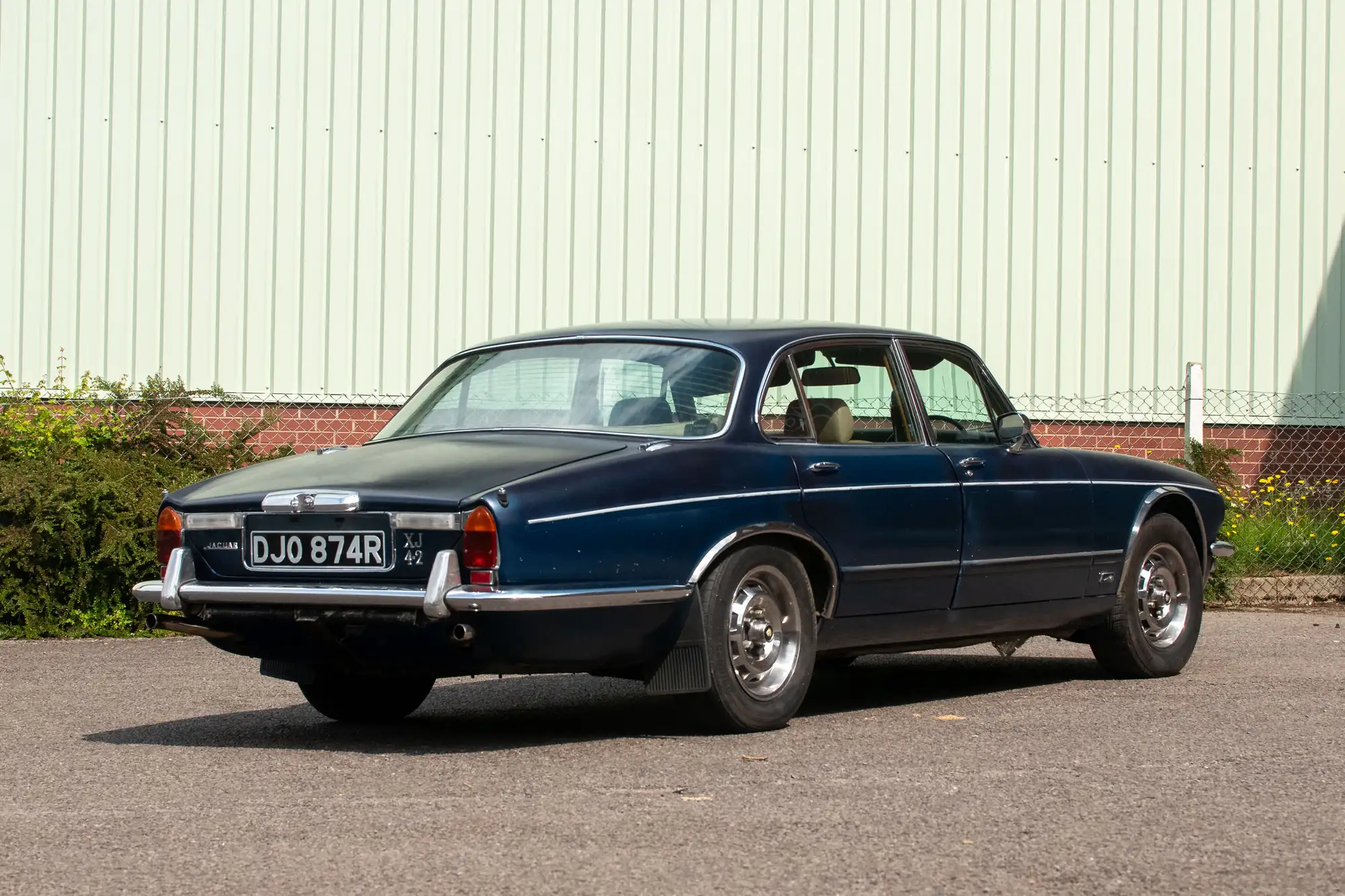 1977 Jaguar XJ6 LWB 4.2-Sold
