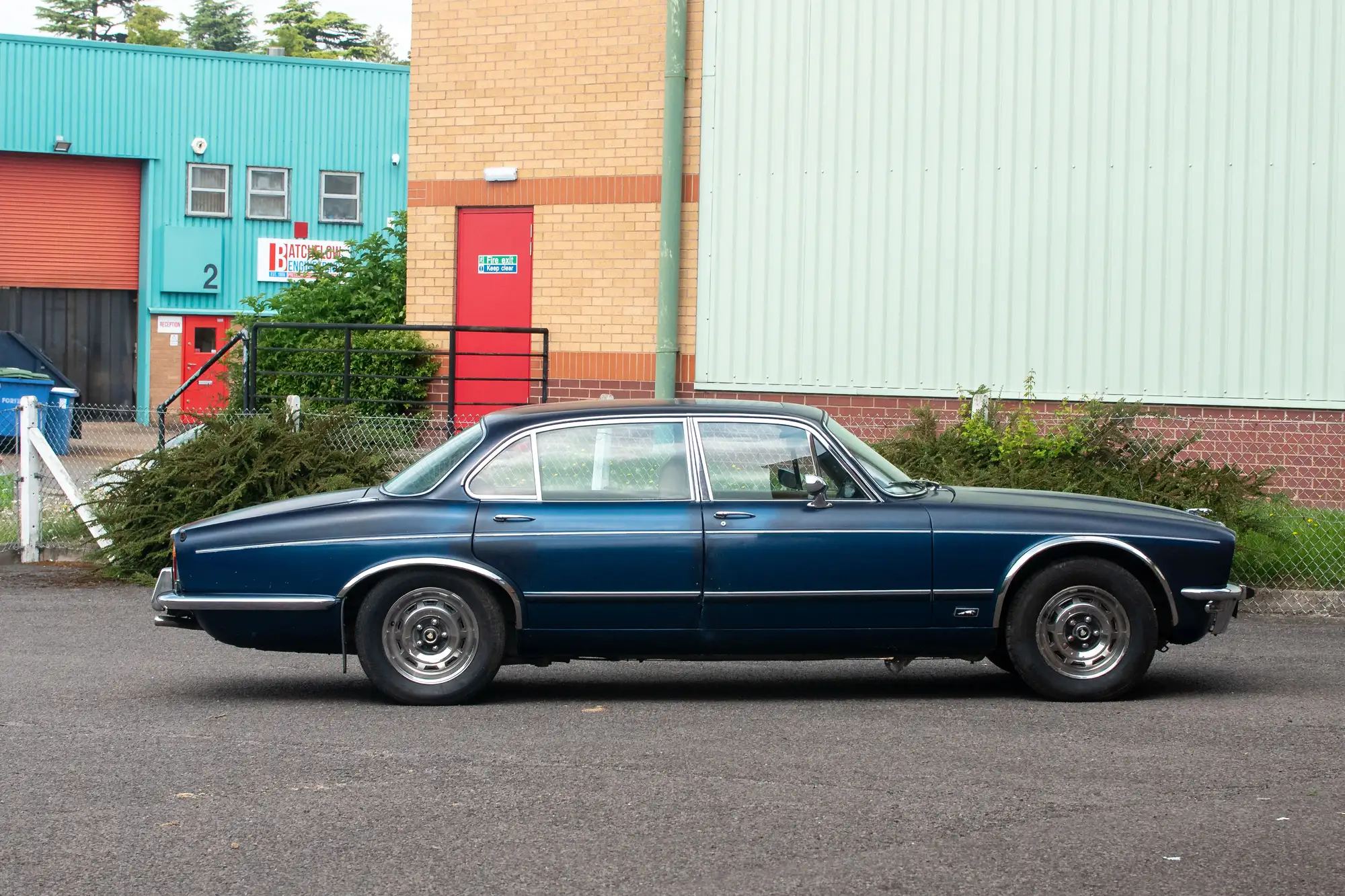 1977 Jaguar XJ6 LWB 4.2-Sold