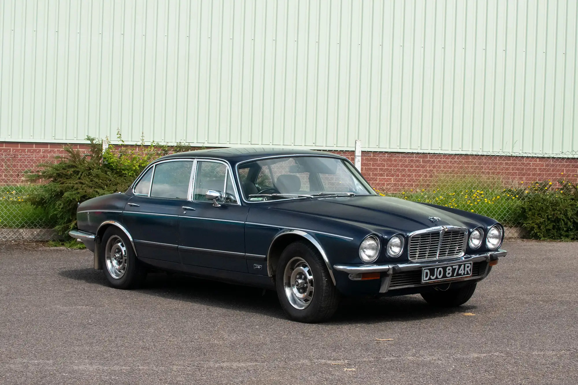 1977 Jaguar XJ6 LWB 4.2-Sold