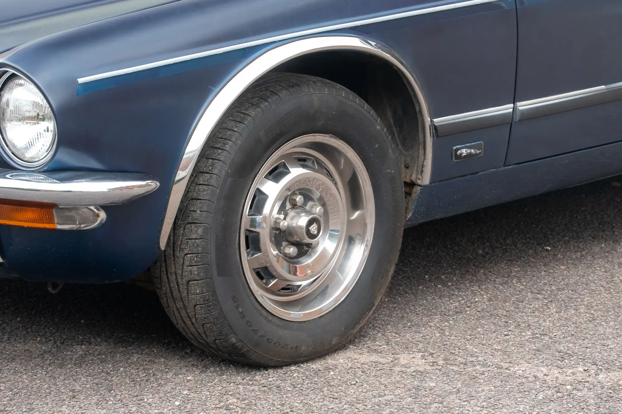 1977 Jaguar XJ6 LWB 4.2-Sold
