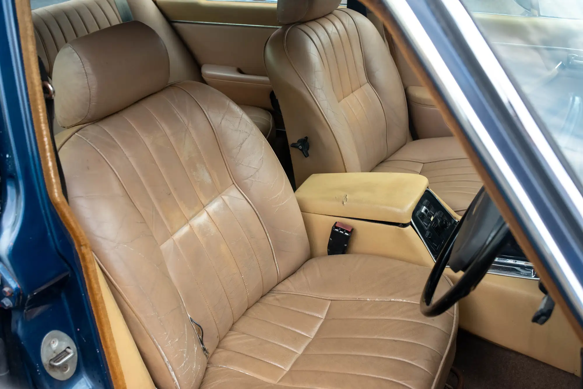 1977 Jaguar XJ6 LWB 4.2-Sold