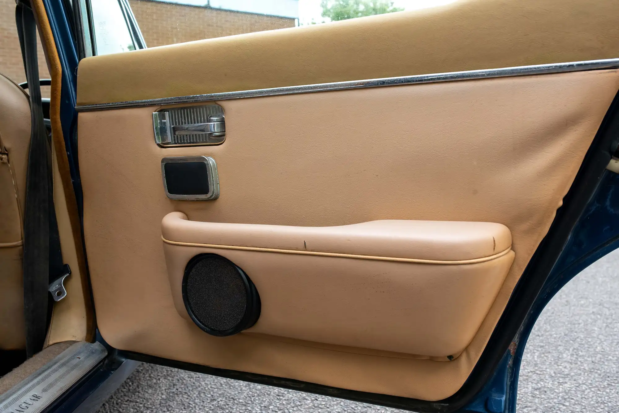 1977 Jaguar XJ6 LWB 4.2-Sold