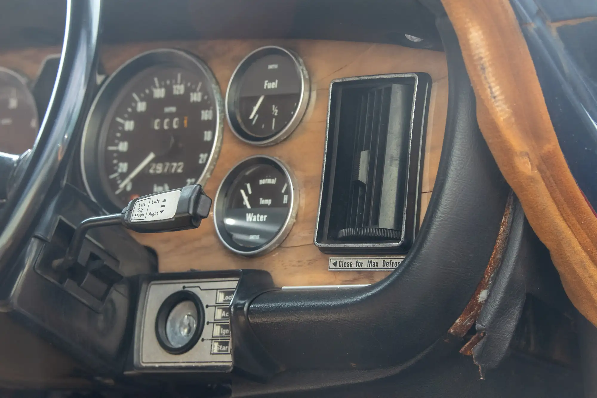 1977 Jaguar XJ6 LWB 4.2-Sold