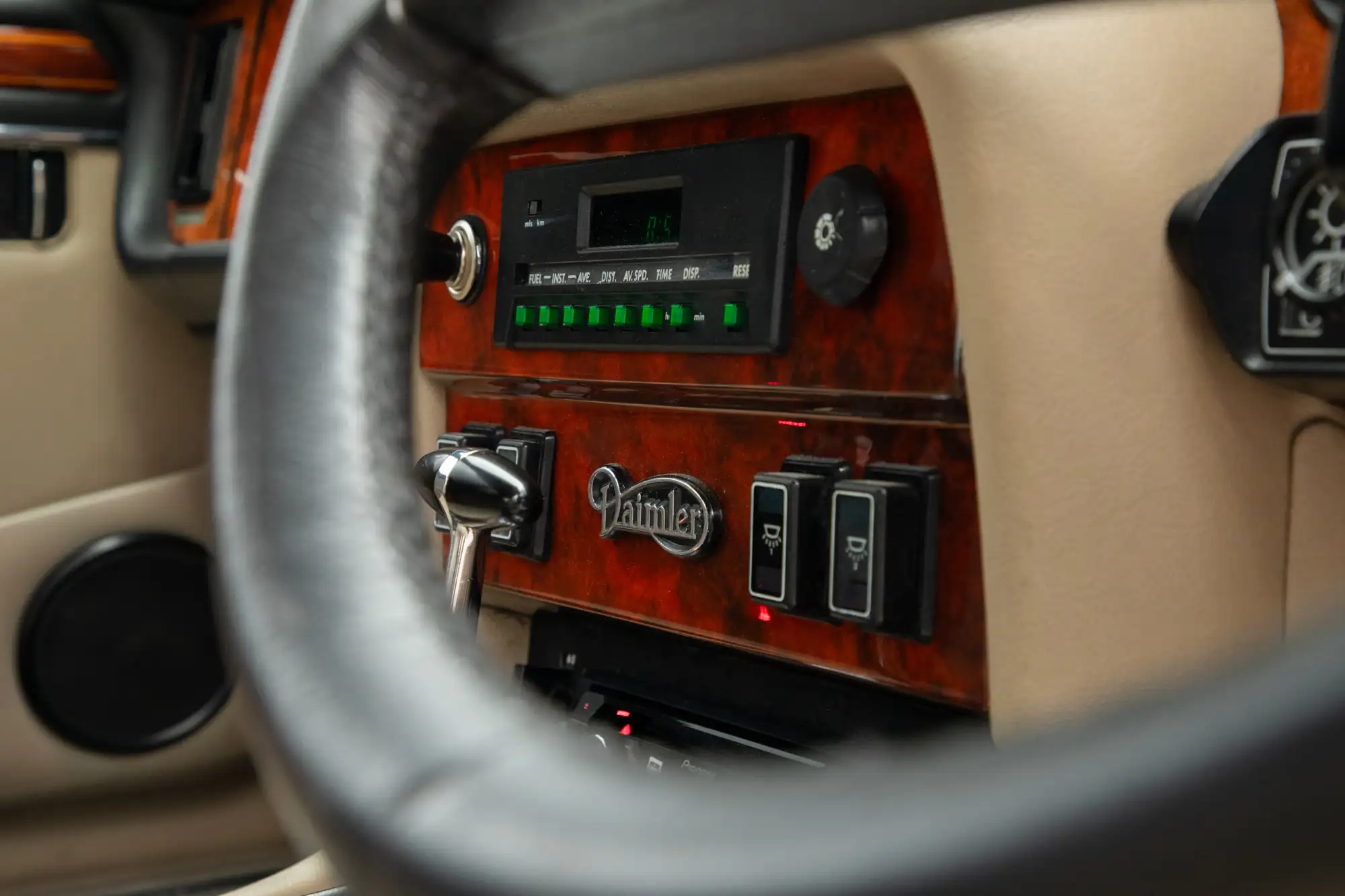 1983 Daimler Double-Six Vanden Plas HE-For Sale