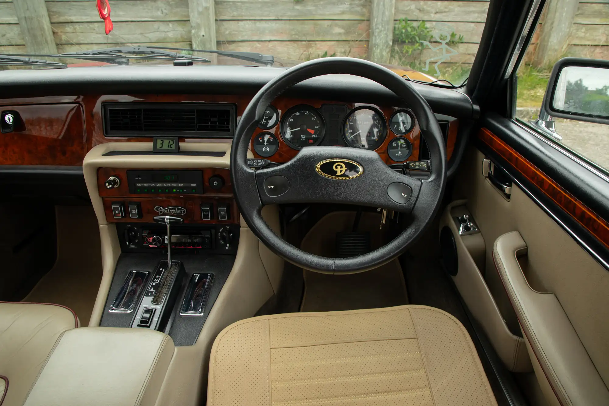 1983 Daimler Double-Six Vanden Plas HE-For Sale
