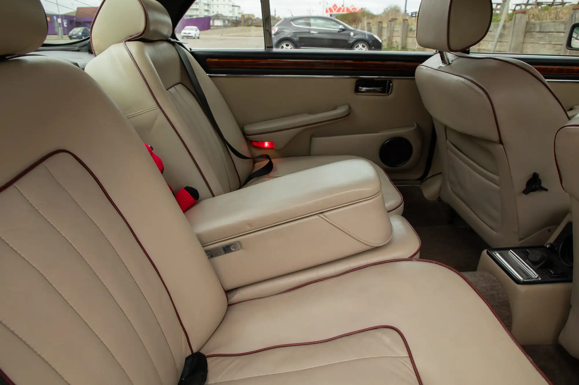 1983 Daimler Double-Six Vanden Plas HE-For Sale