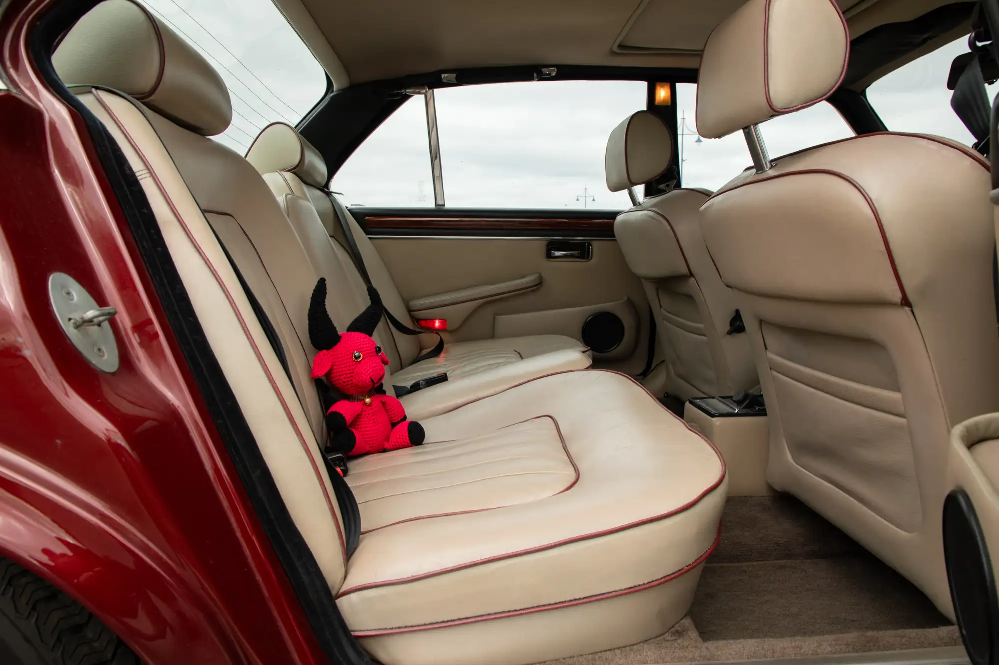 1983 Daimler Double-Six Vanden Plas HE-For Sale