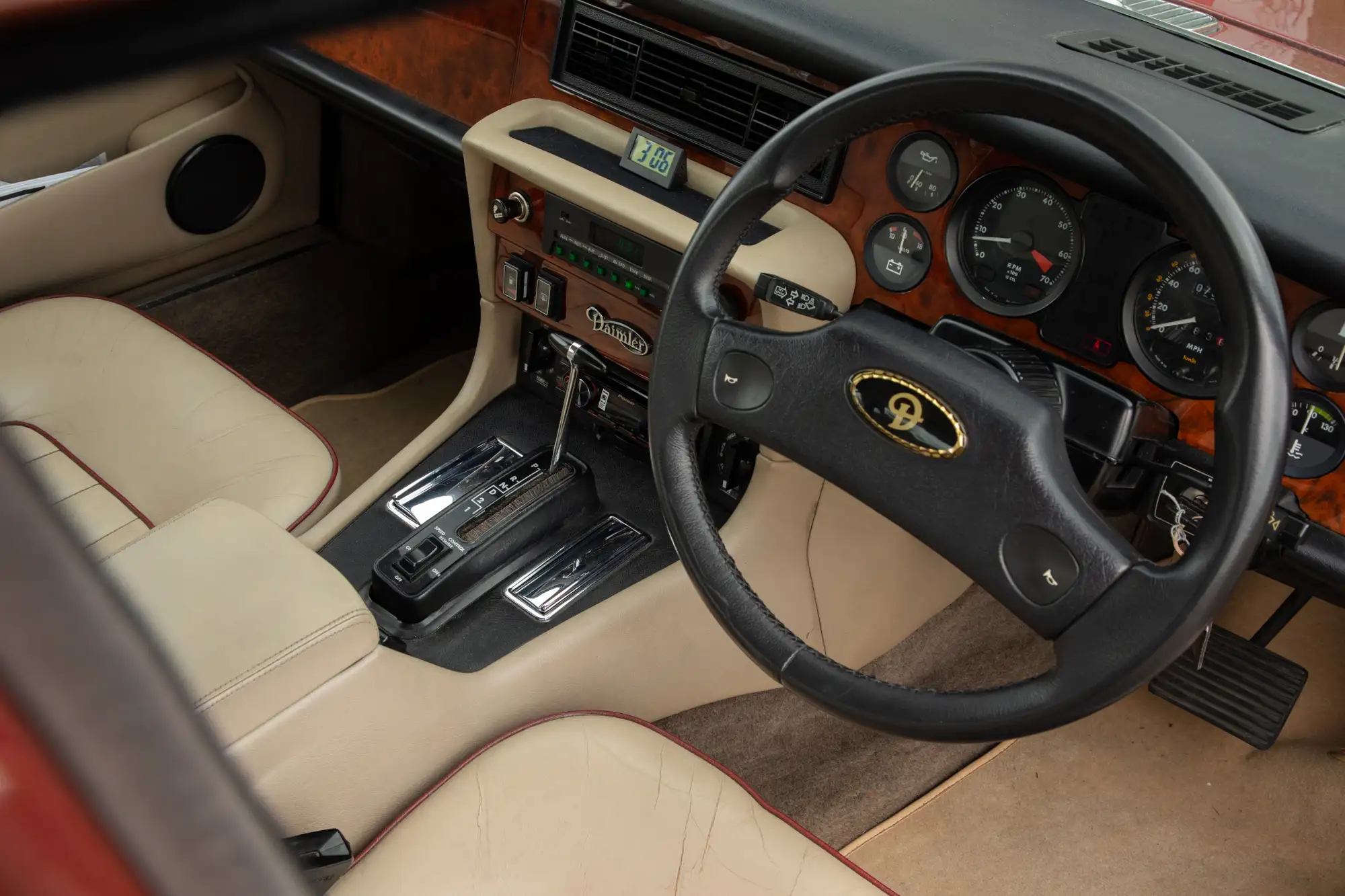 1983 Daimler Double-Six Vanden Plas HE-For Sale