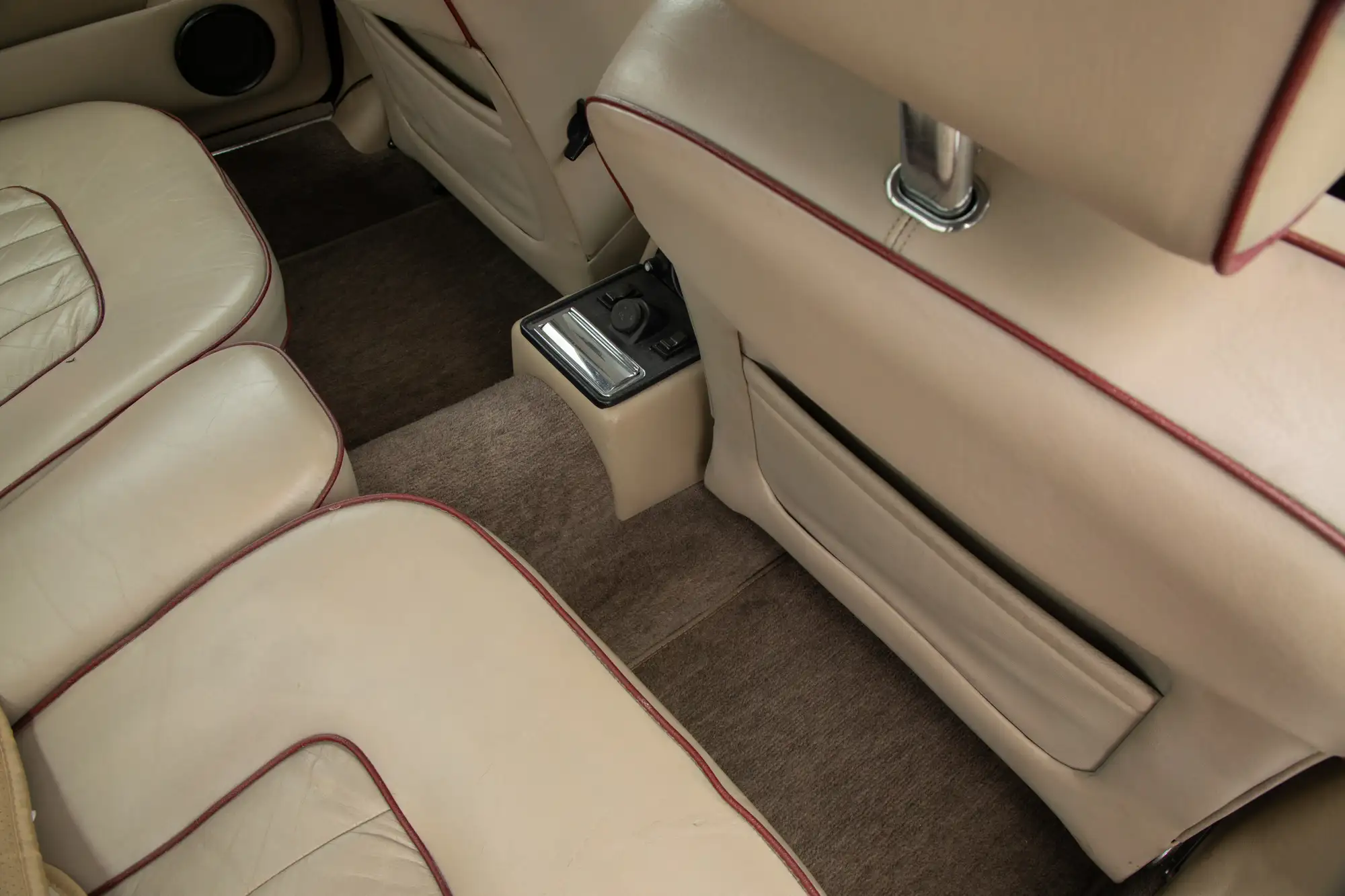 1983 Daimler Double-Six Vanden Plas HE-For Sale