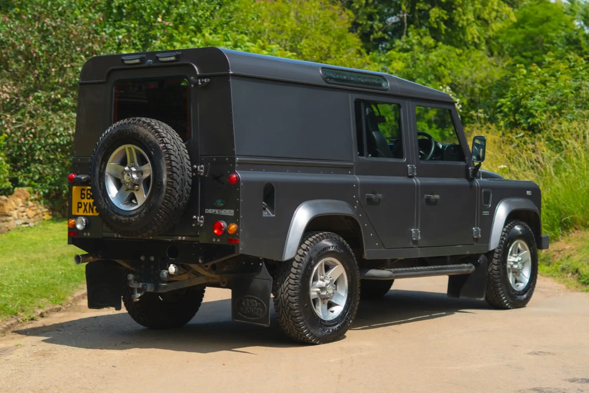 2013 Land Rover Defender 110 XS Utility-For Sale